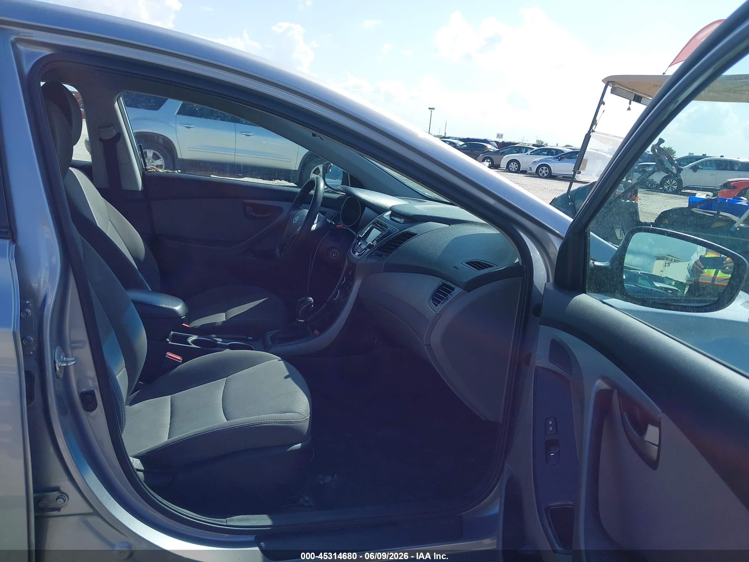 2015 Hyundai Elantra Se Gray vin: 5NPDH4AEXFH621107