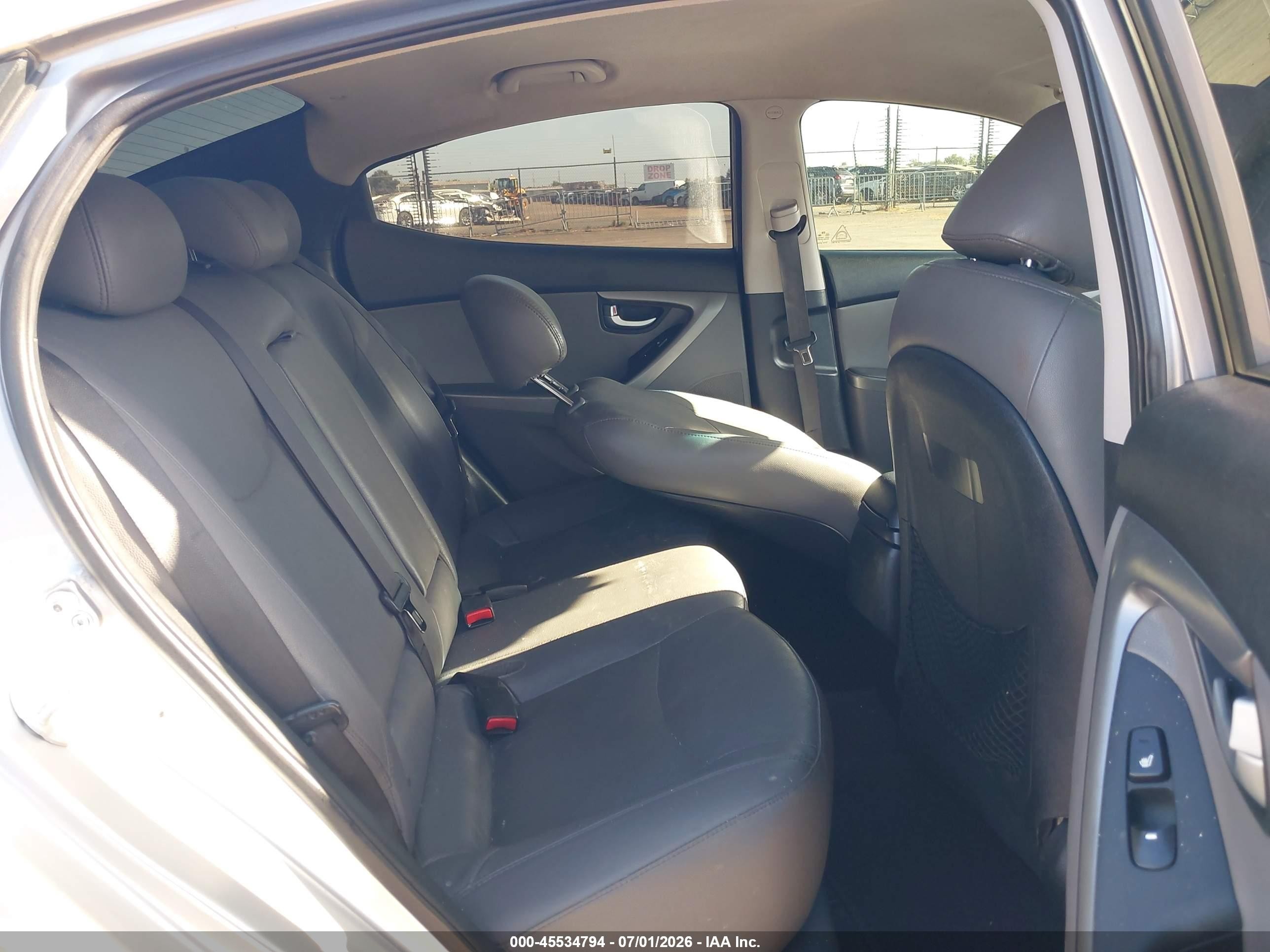 2015 Hyundai Elantra Limited Silver vin: 5NPDH4AEXFH623276