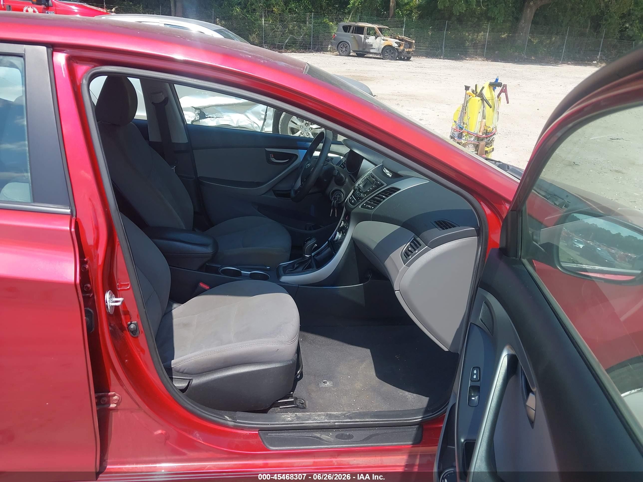 2015 Hyundai Elantra Se Red vin: 5NPDH4AEXFH633340