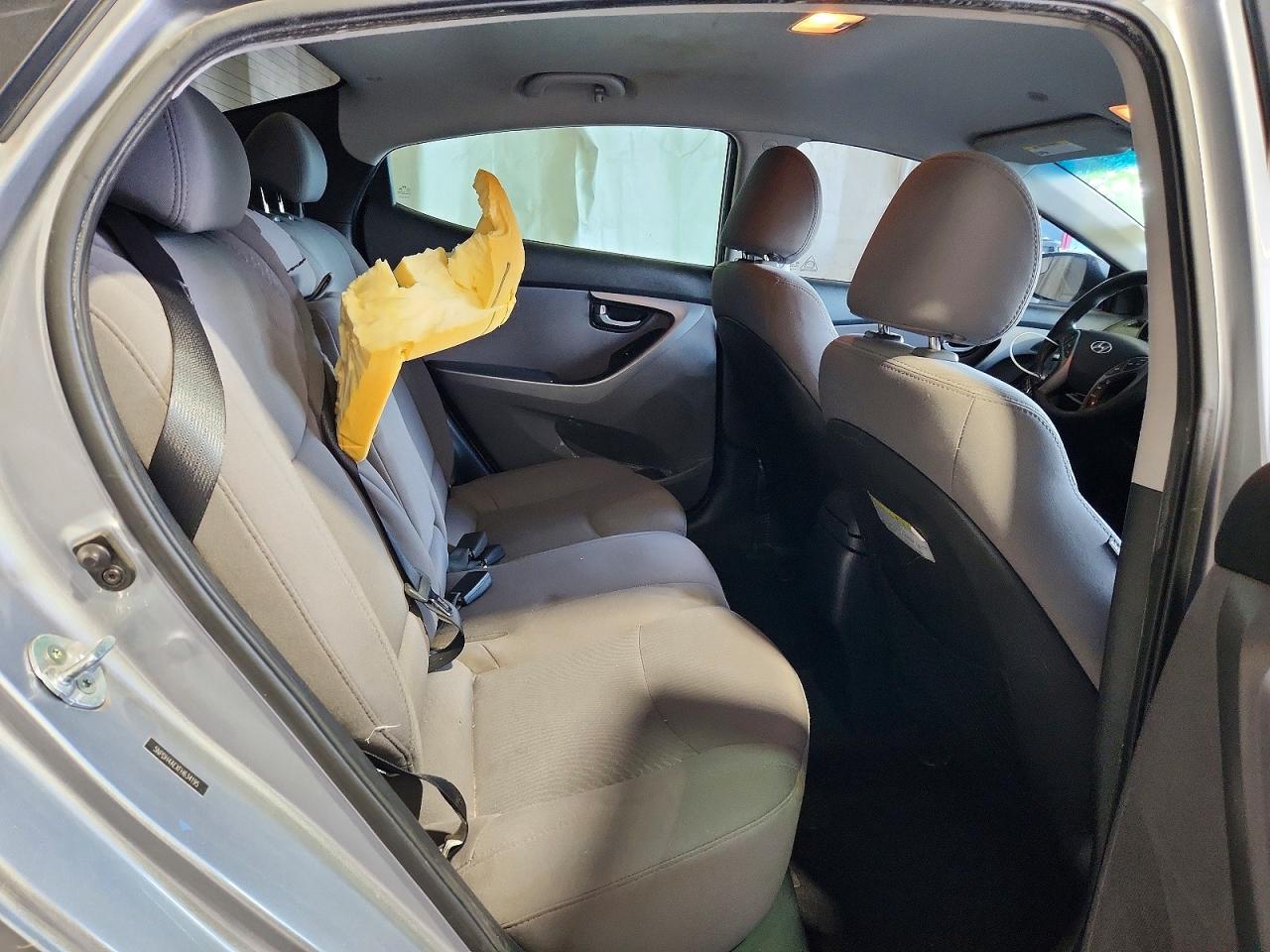 2015 Hyundai Elantra Se Silver vin: 5NPDH4AEXFH634195