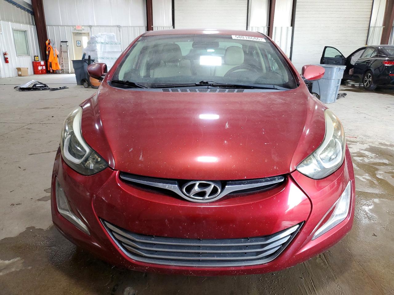 2015 Hyundai Elantra Se Red vin: 5NPDH4AEXFH637839