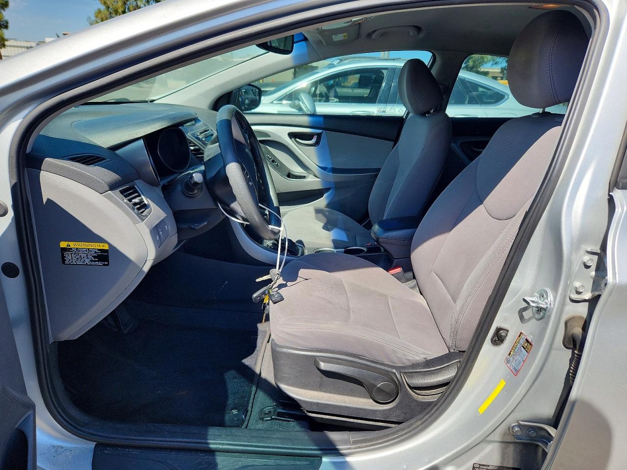 2015 Hyundai Elantra Se Silver vin: 5NPDH4AEXFH646055