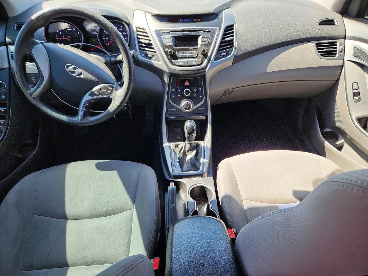 2015 Hyundai Elantra Se Silver vin: 5NPDH4AEXFH646055