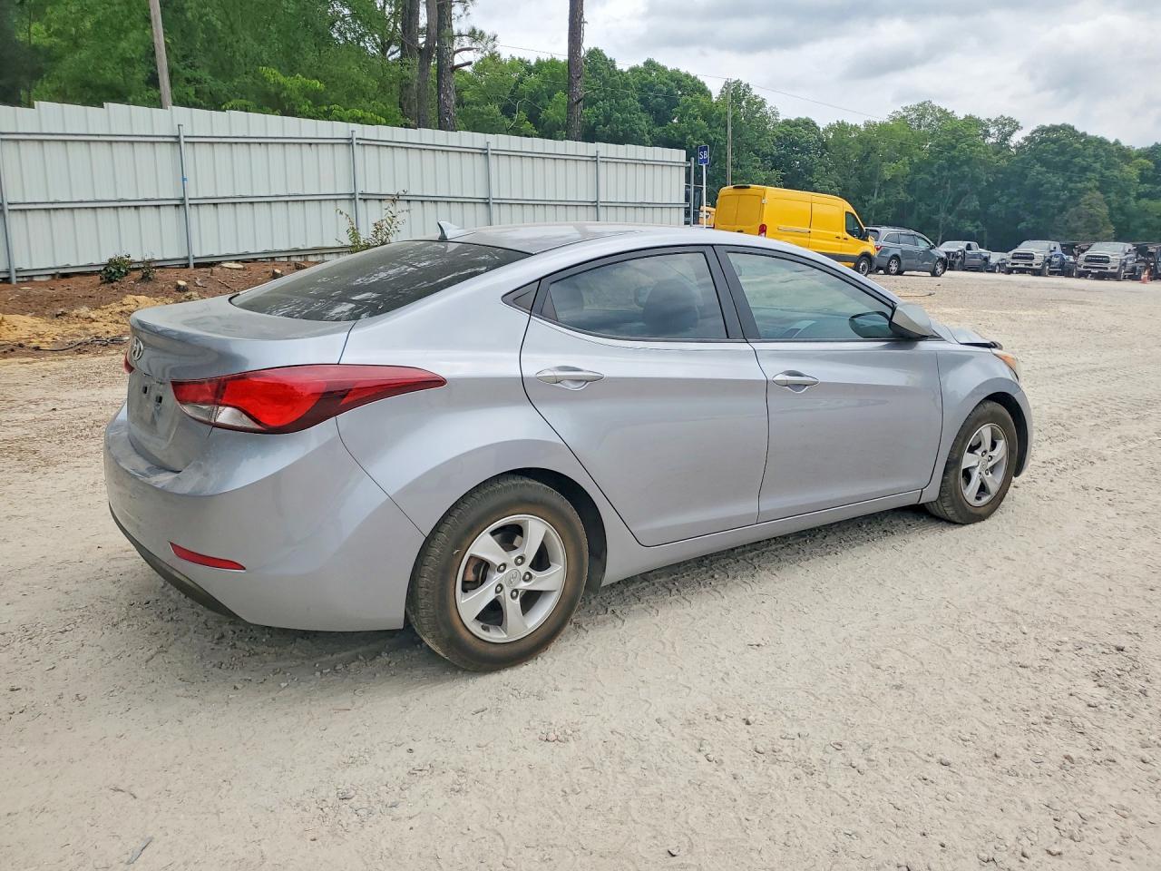 2015 Hyundai Elantra Se Gray vin: 5NPDH4AEXFH647125