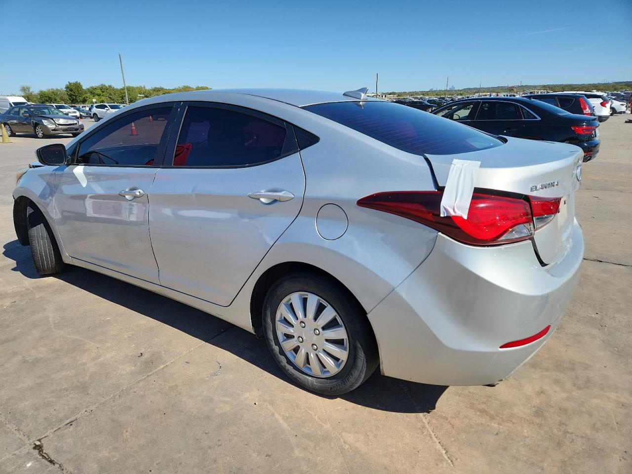 2016 Hyundai Elantra Silver vin: 5NPDH4AEXGH686539