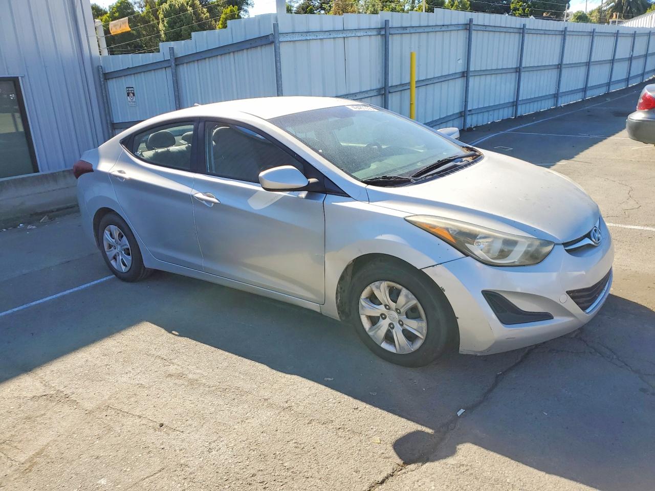 2016 Hyundai Elantra Se Silver vin: 5NPDH4AEXGH692115
