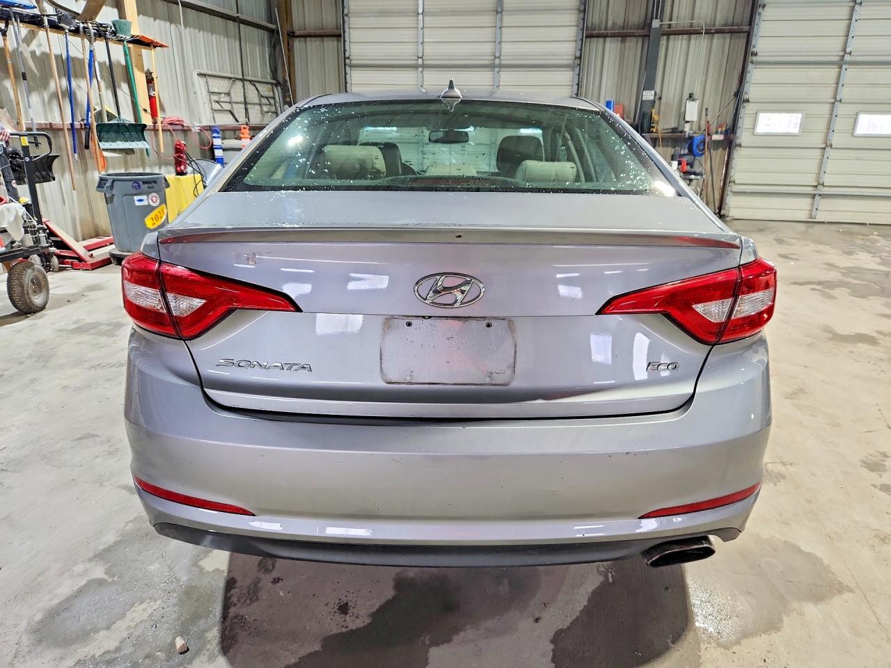 2015 Hyundai Sonata Eco Silver vin: 5NPE24AA2FH126533