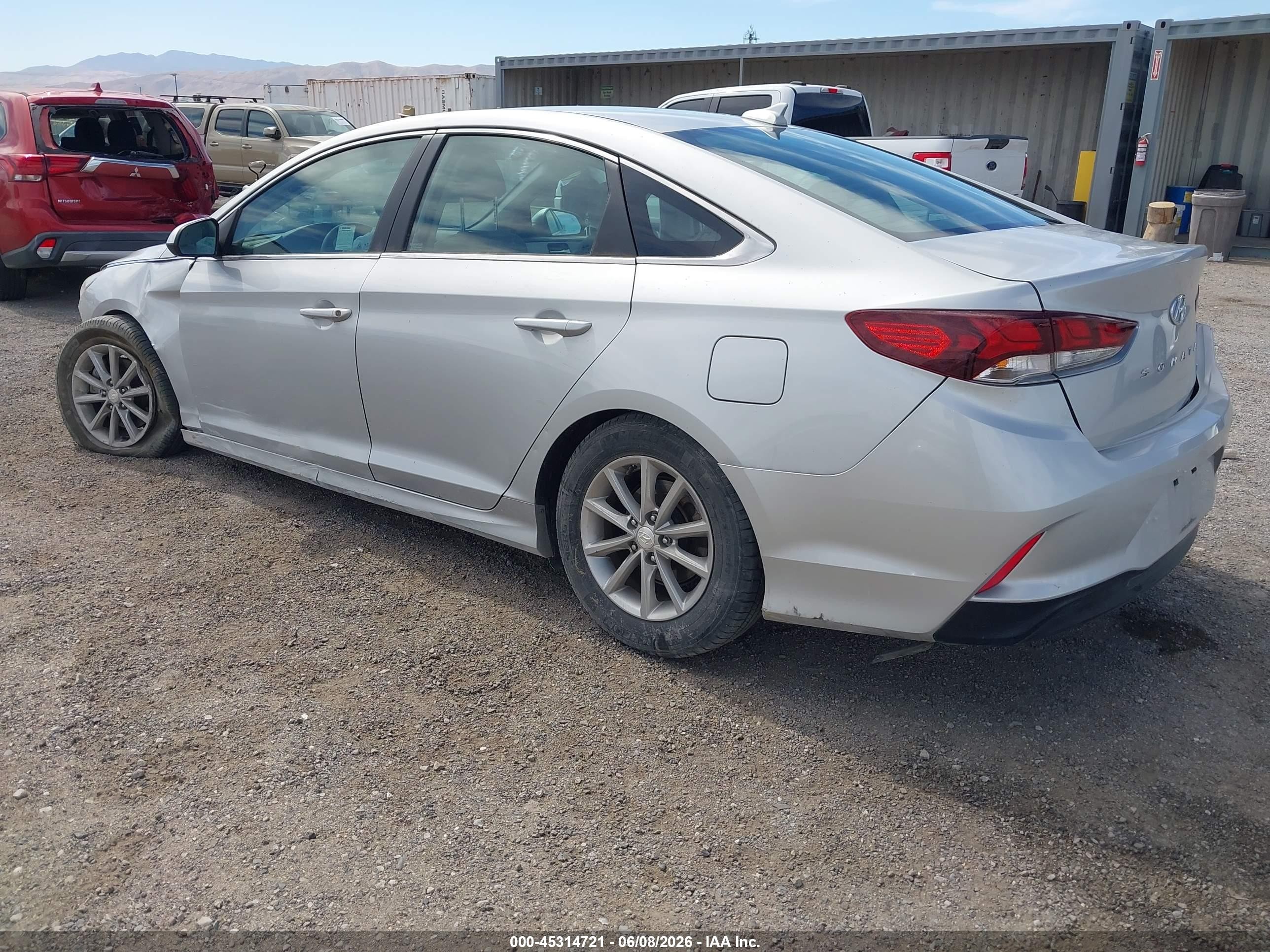 2019 Hyundai Sonata Eco Silver vin: 5NPE24AA2KH775081