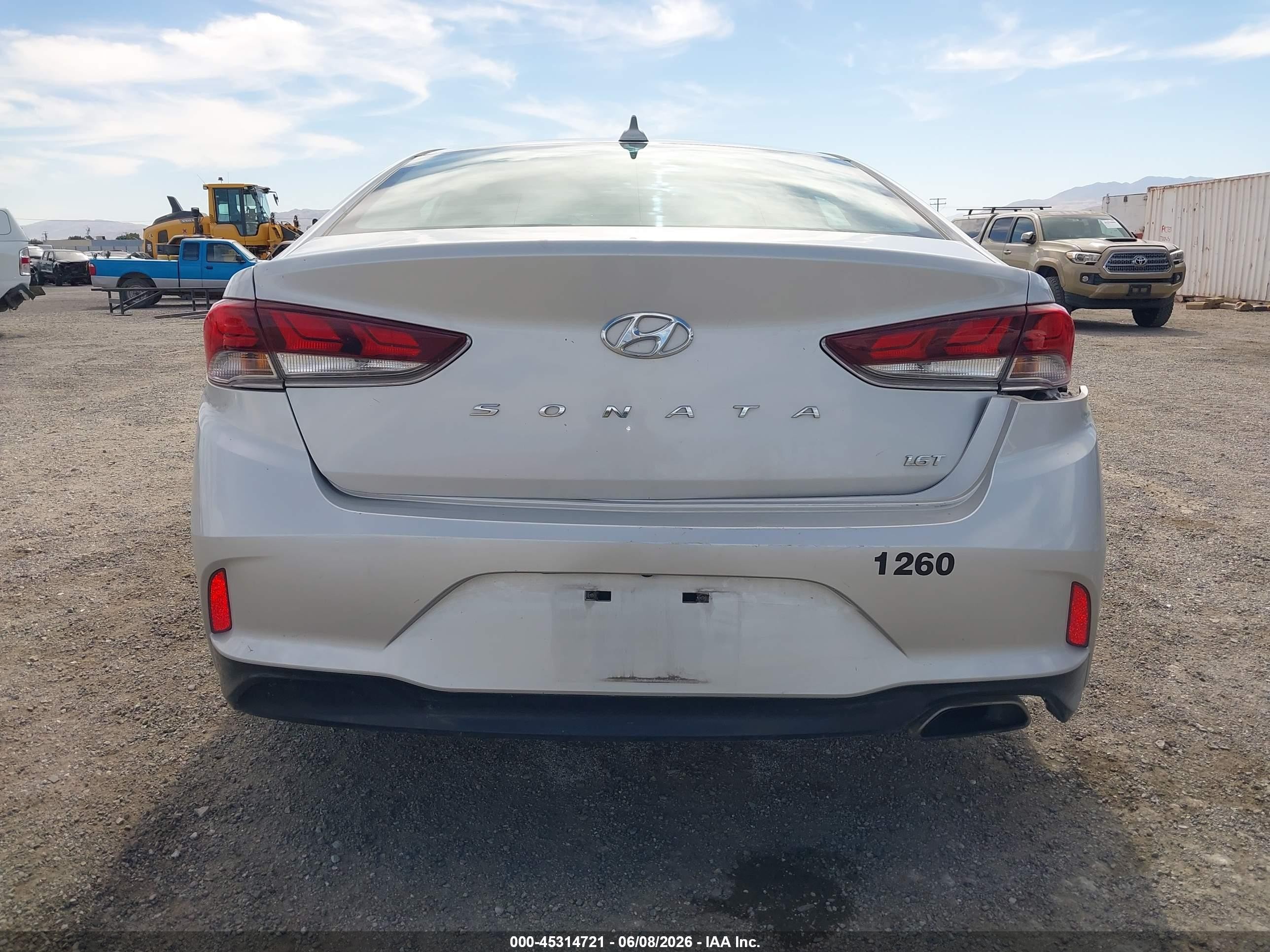 2019 Hyundai Sonata Eco Silver vin: 5NPE24AA2KH775081