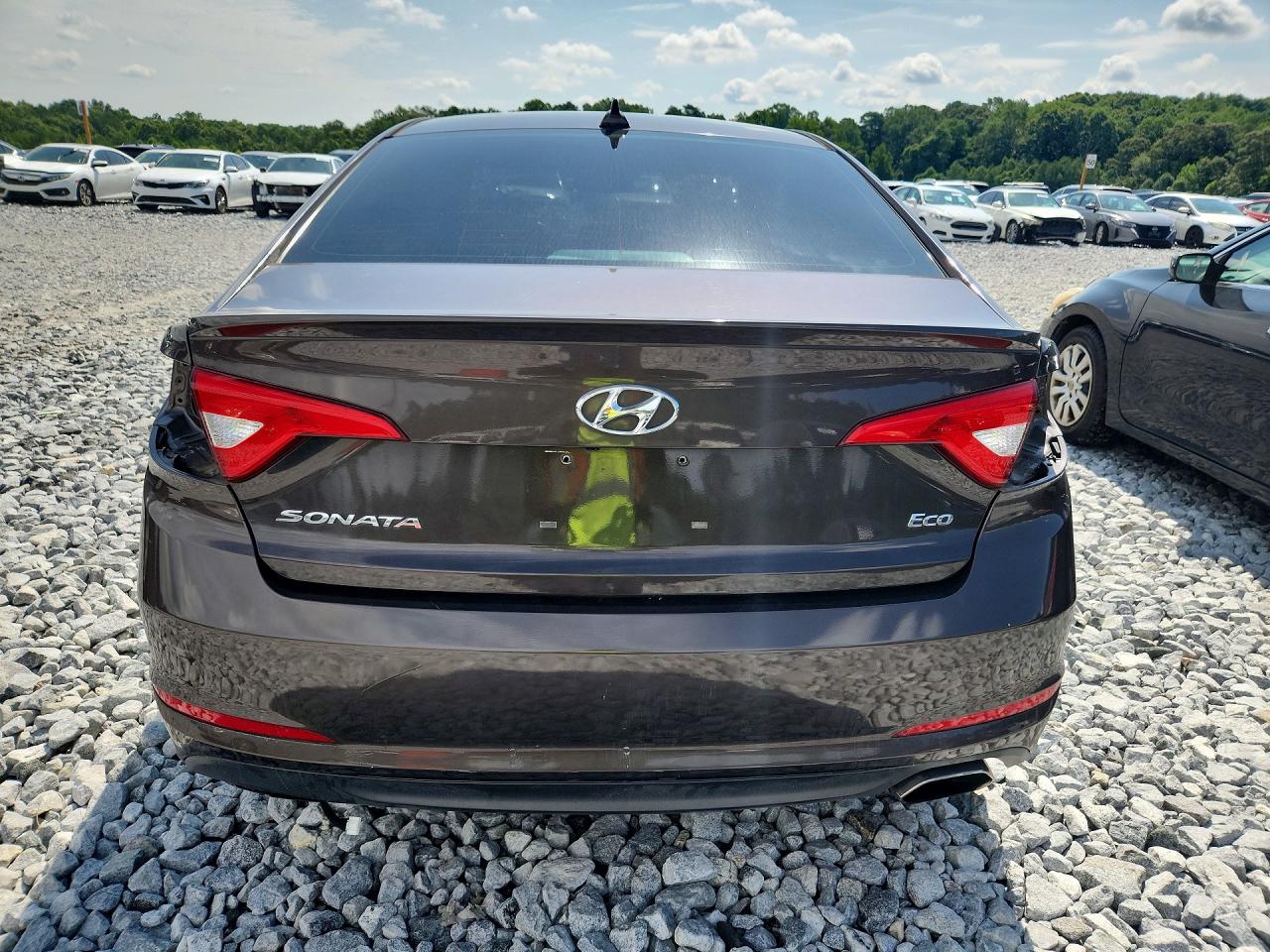 2015 Hyundai Sonata Eco Brown vin: 5NPE24AA3FH159346