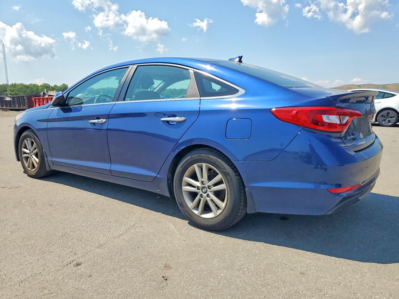 2015 Hyundai Sonata Eco Blue vin: 5NPE24AA4FH126940