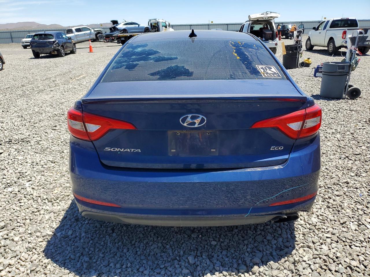 2015 Hyundai Sonata Eco Blue vin: 5NPE24AA5FH198441