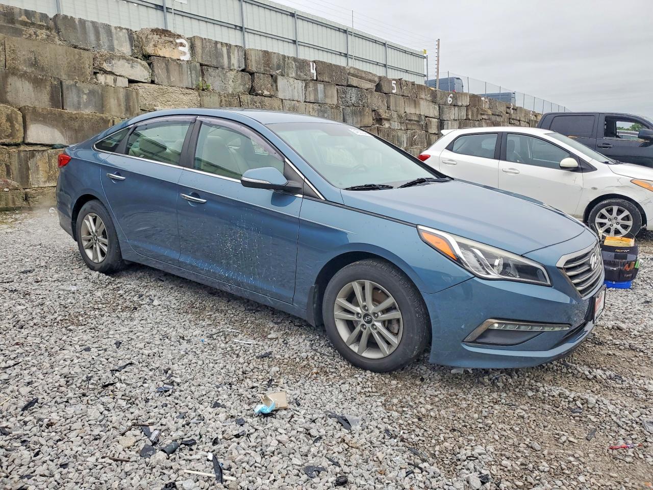 2015 Hyundai Sonata Eco Blue vin: 5NPE24AA6FH125630