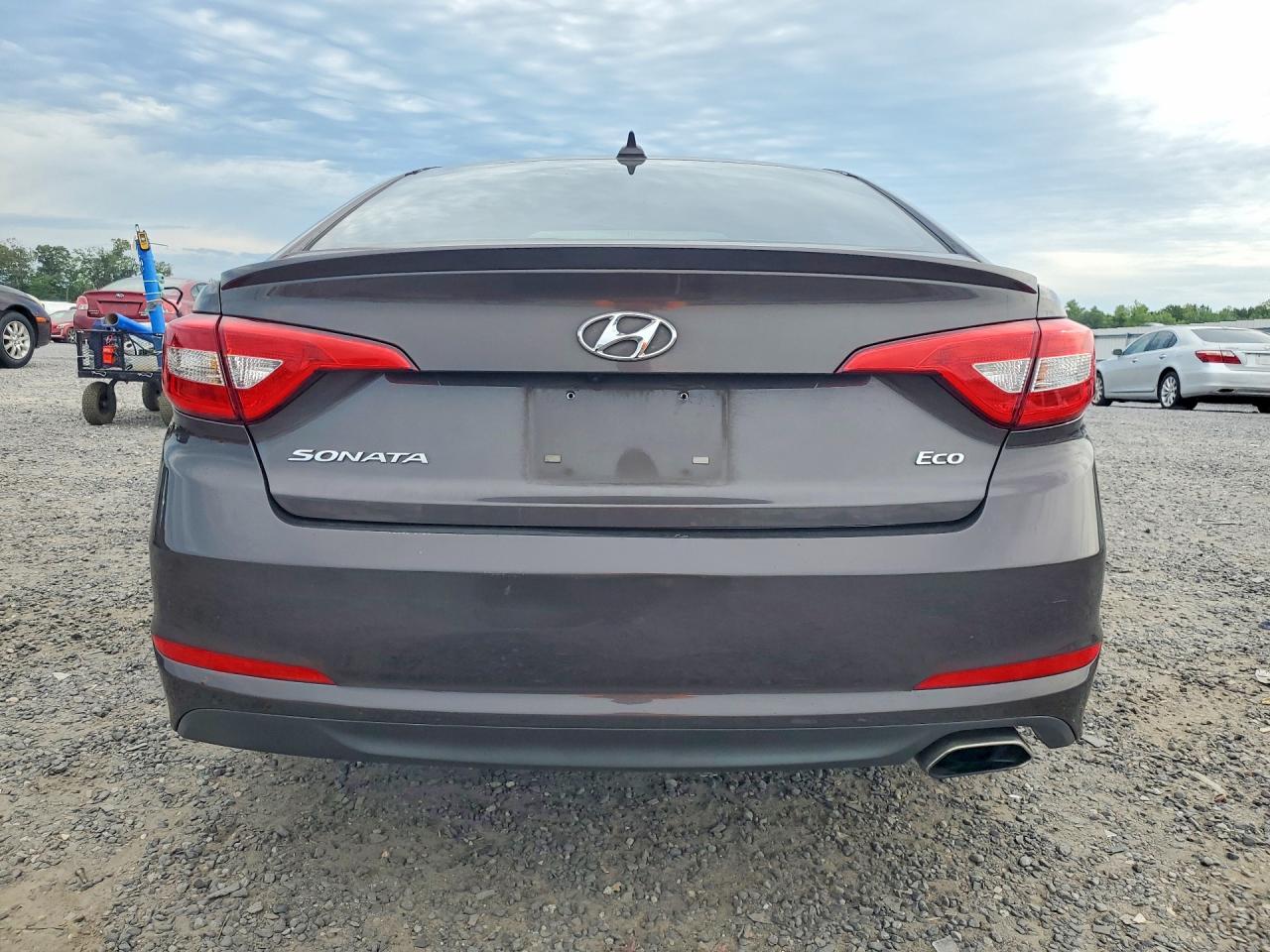 2015 Hyundai Sonata Eco Gray vin: 5NPE24AA9FH152529