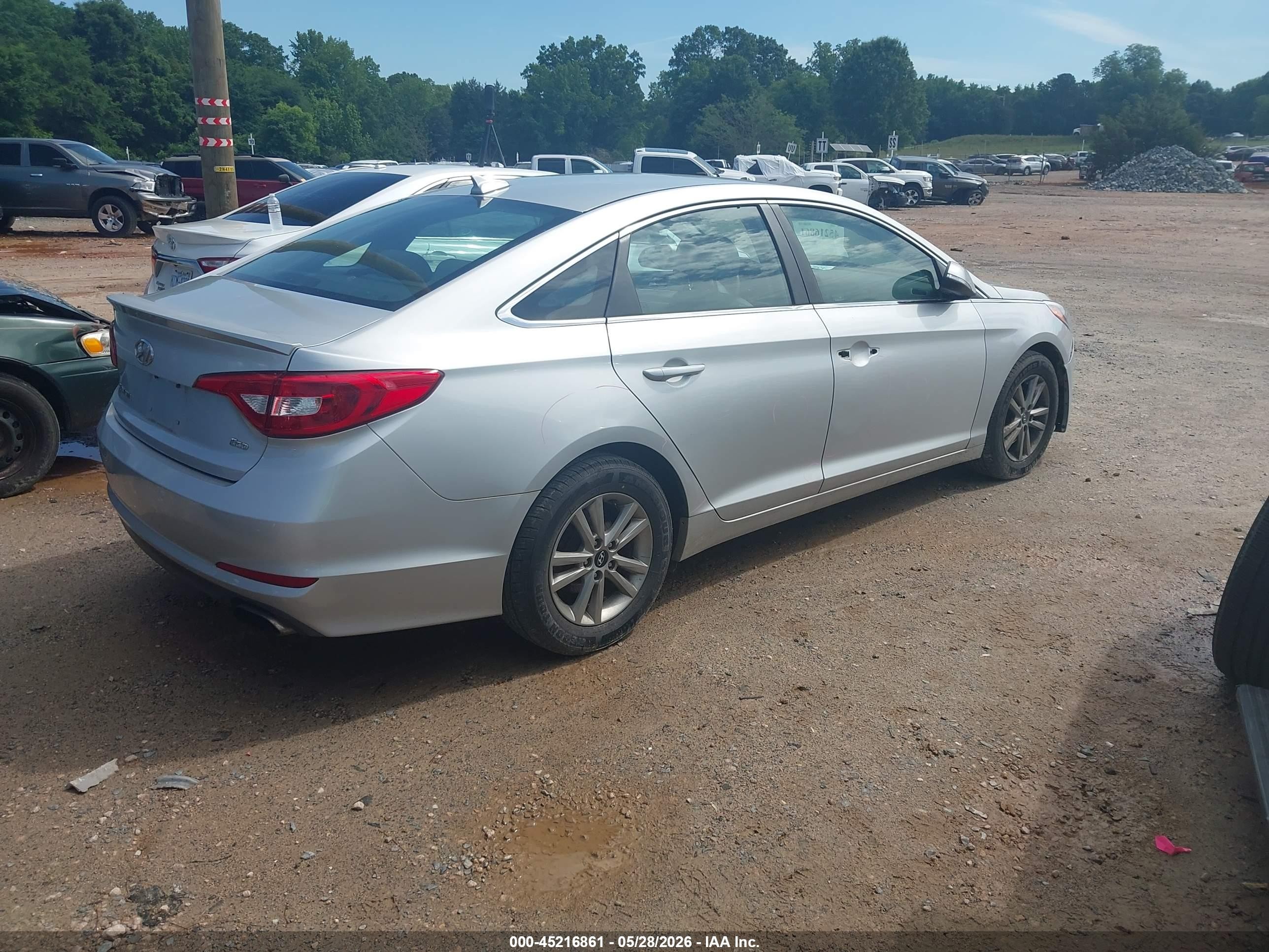 2015 Hyundai Sonata Eco Silver vin: 5NPE24AAXFH127526