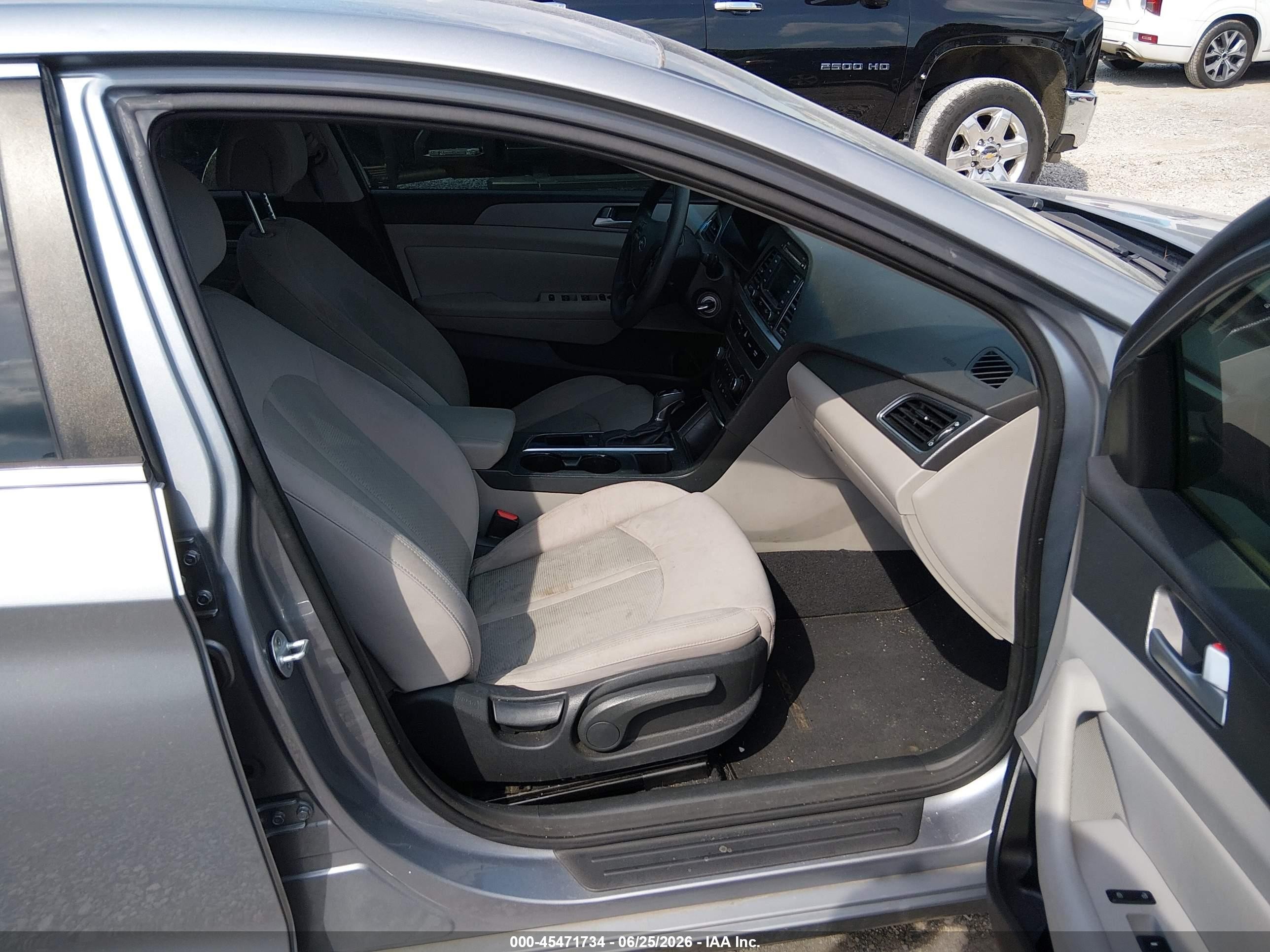 2015 Hyundai Sonata Eco Silver vin: 5NPE24AAXFH172465