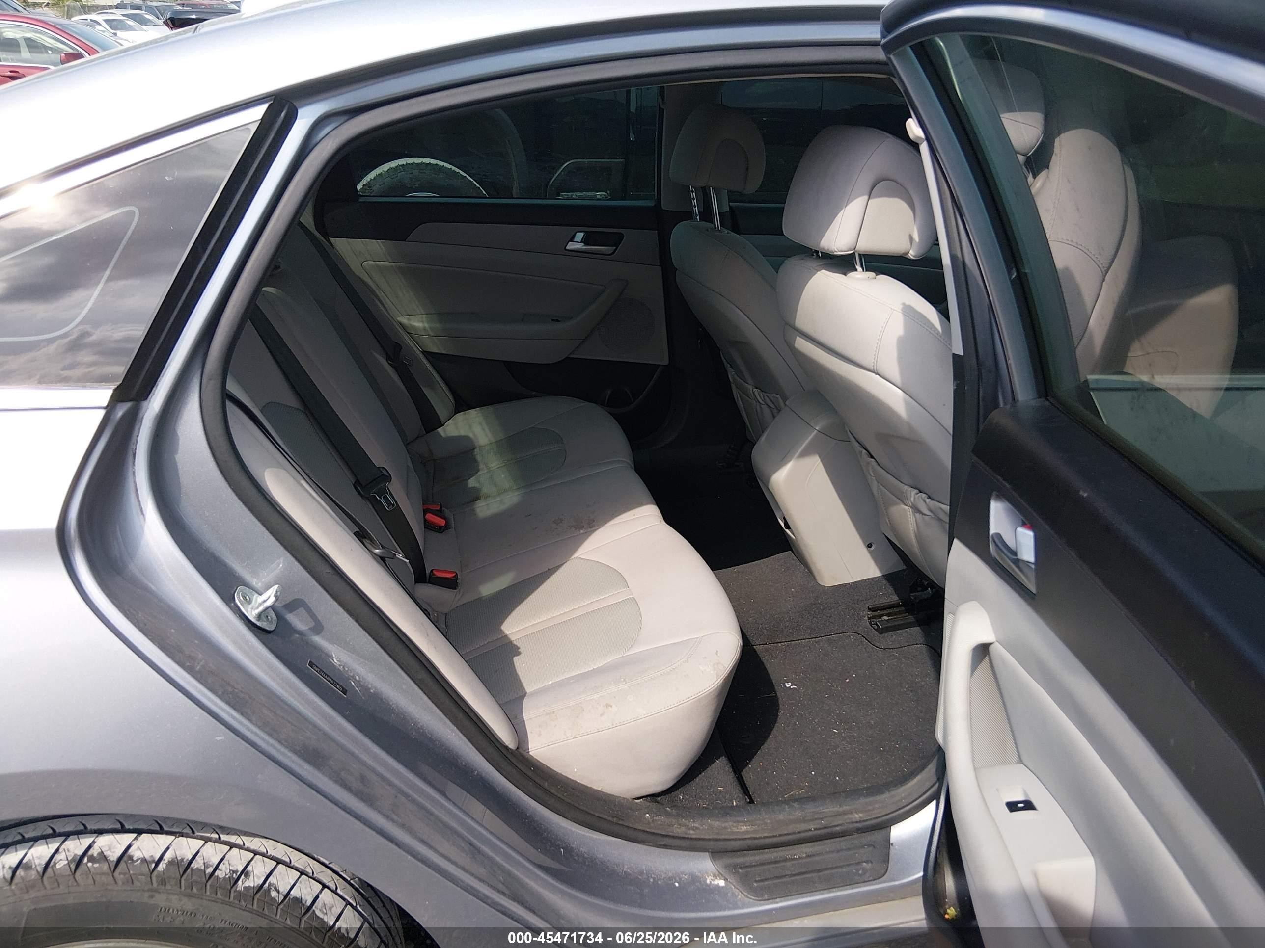 2015 Hyundai Sonata Eco Silver vin: 5NPE24AAXFH172465