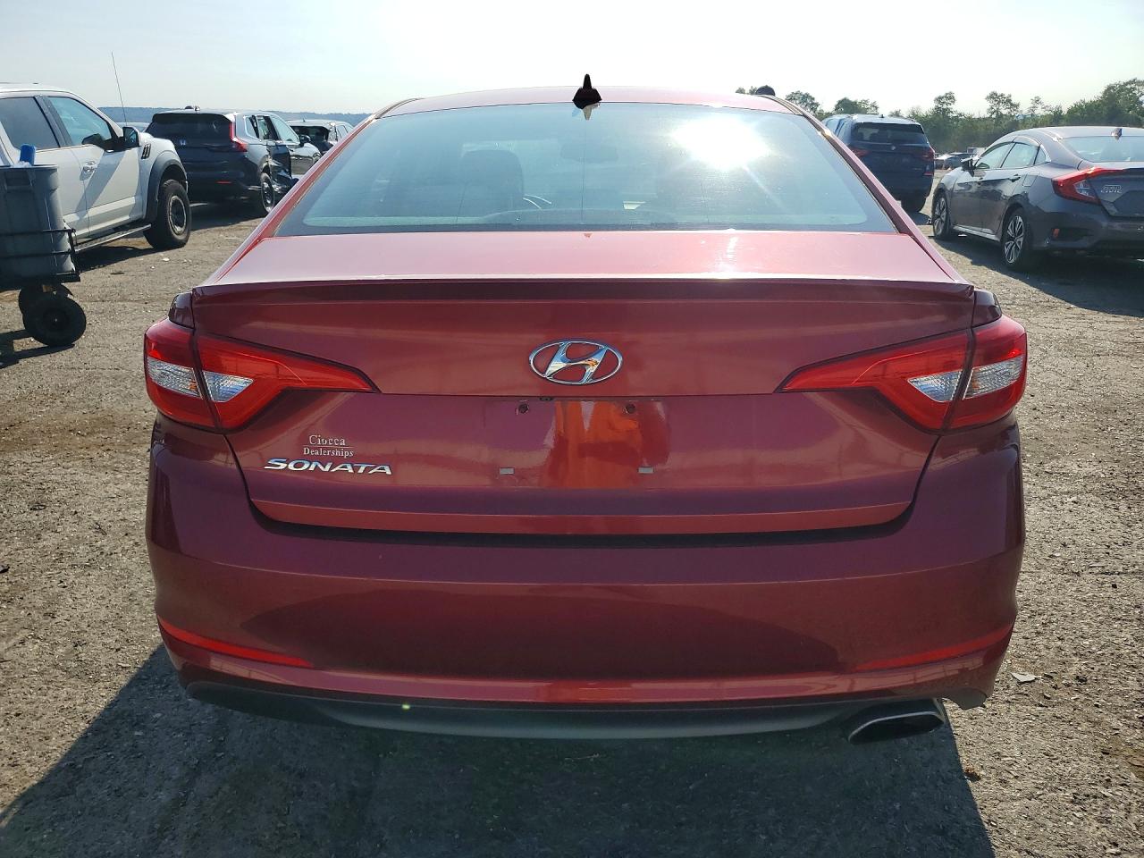 2015 Hyundai Sonata Se Red vin: 5NPE24AF0FH008475