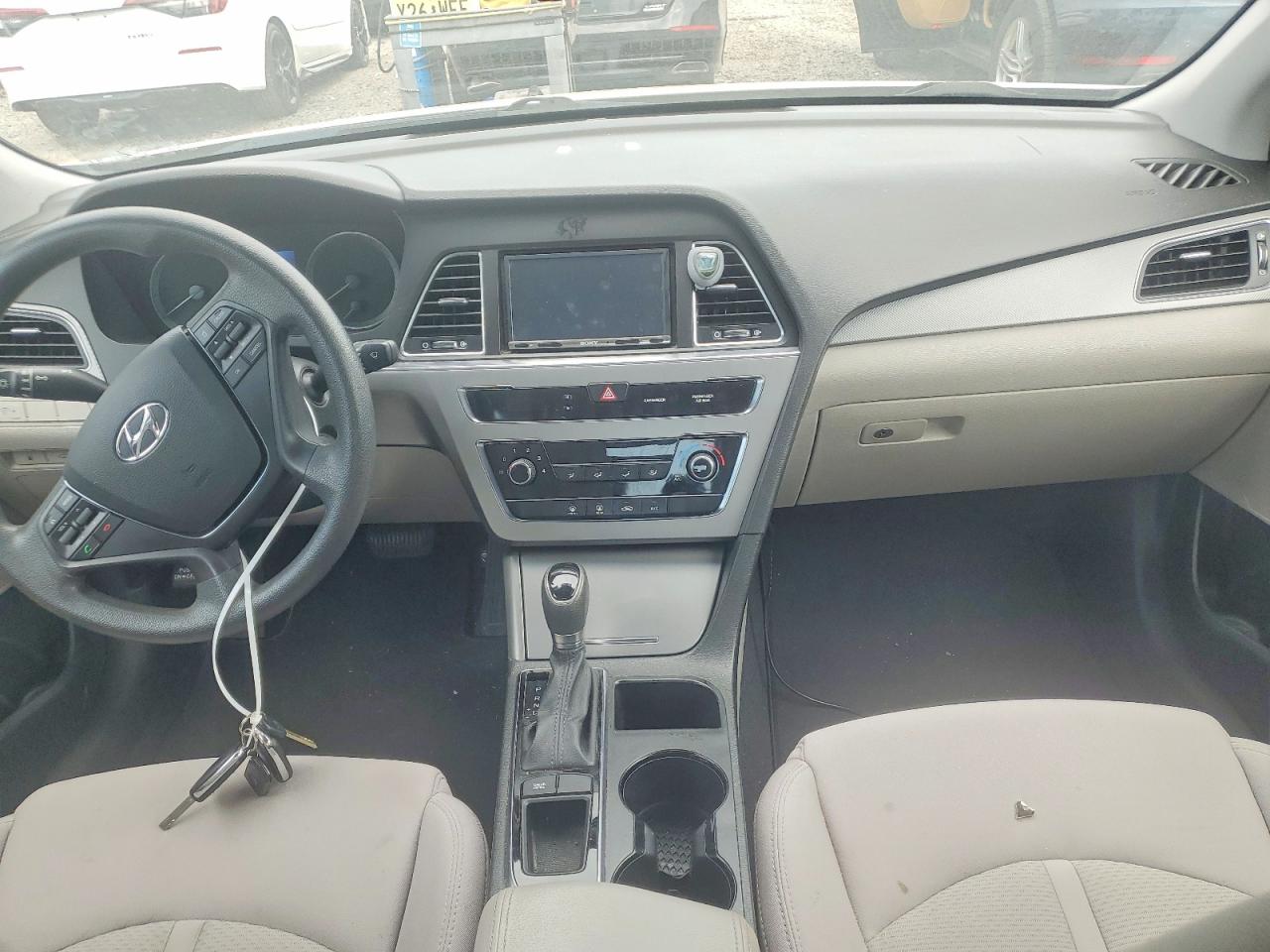 2015 Hyundai Sonata Se Серебряный vin: 5NPE24AF0FH015779