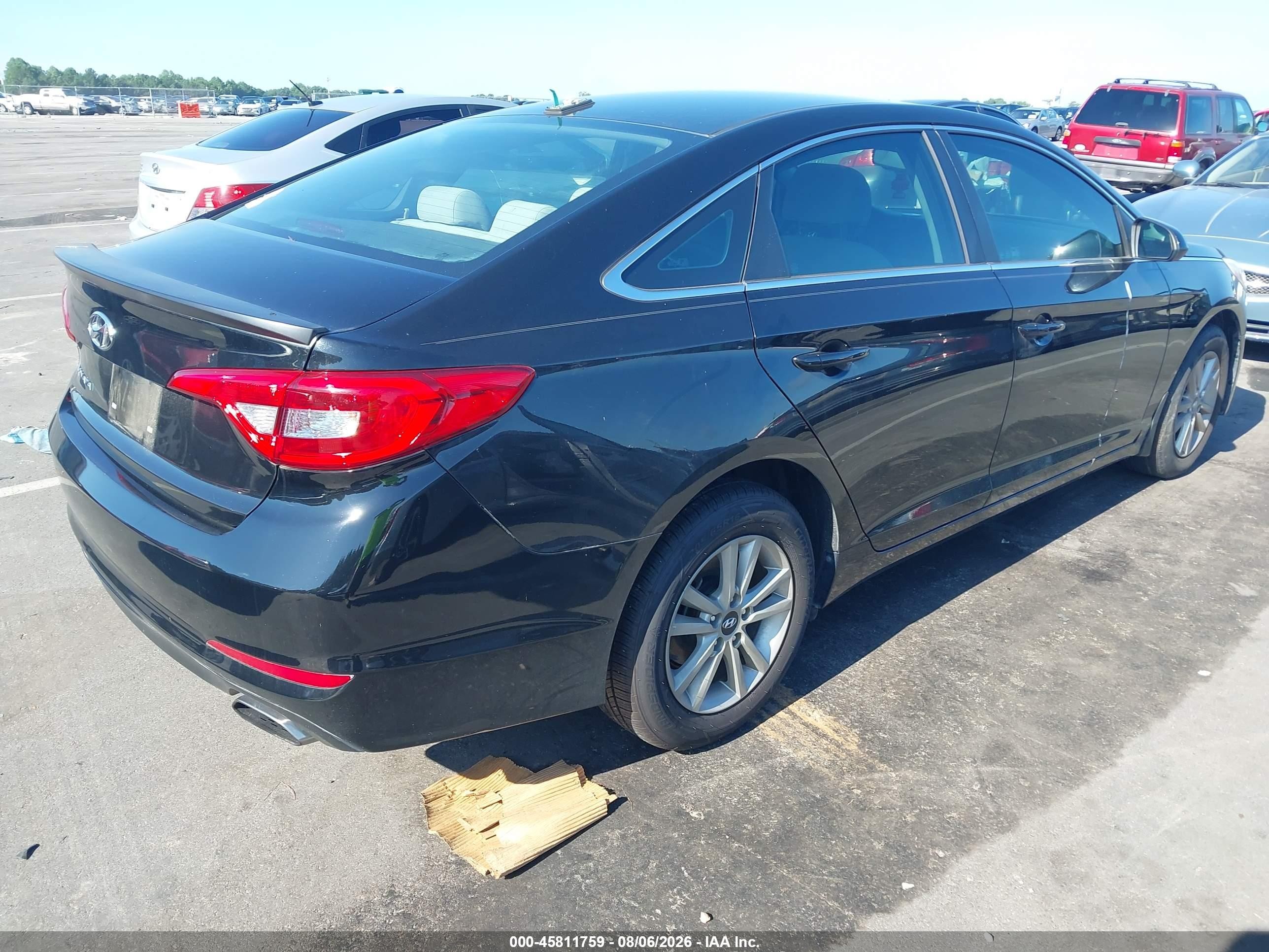 2015 Hyundai Sonata Se Черный vin: 5NPE24AF0FH018441