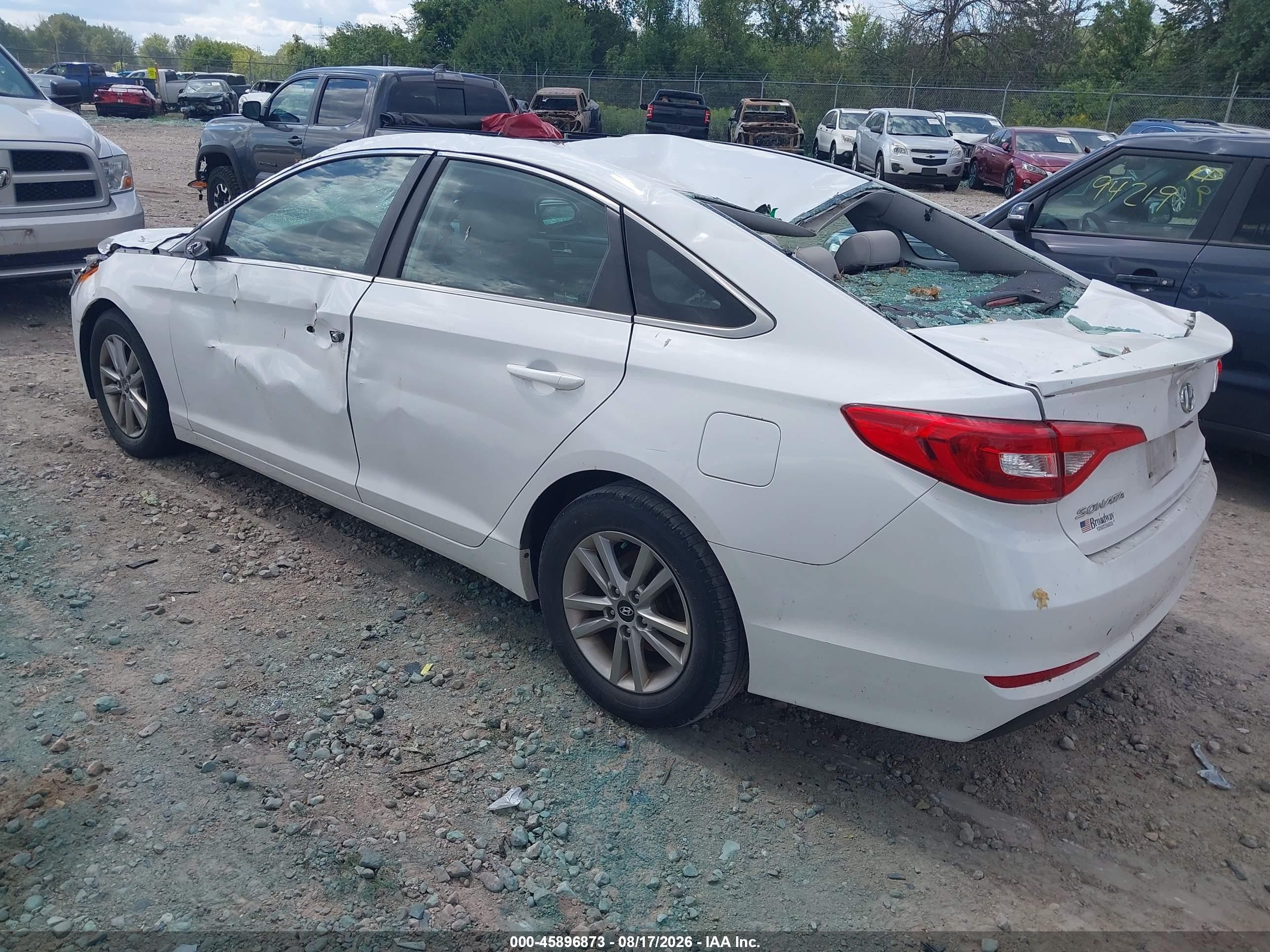 2015 Hyundai Sonata Se Белый vin: 5NPE24AF0FH022005