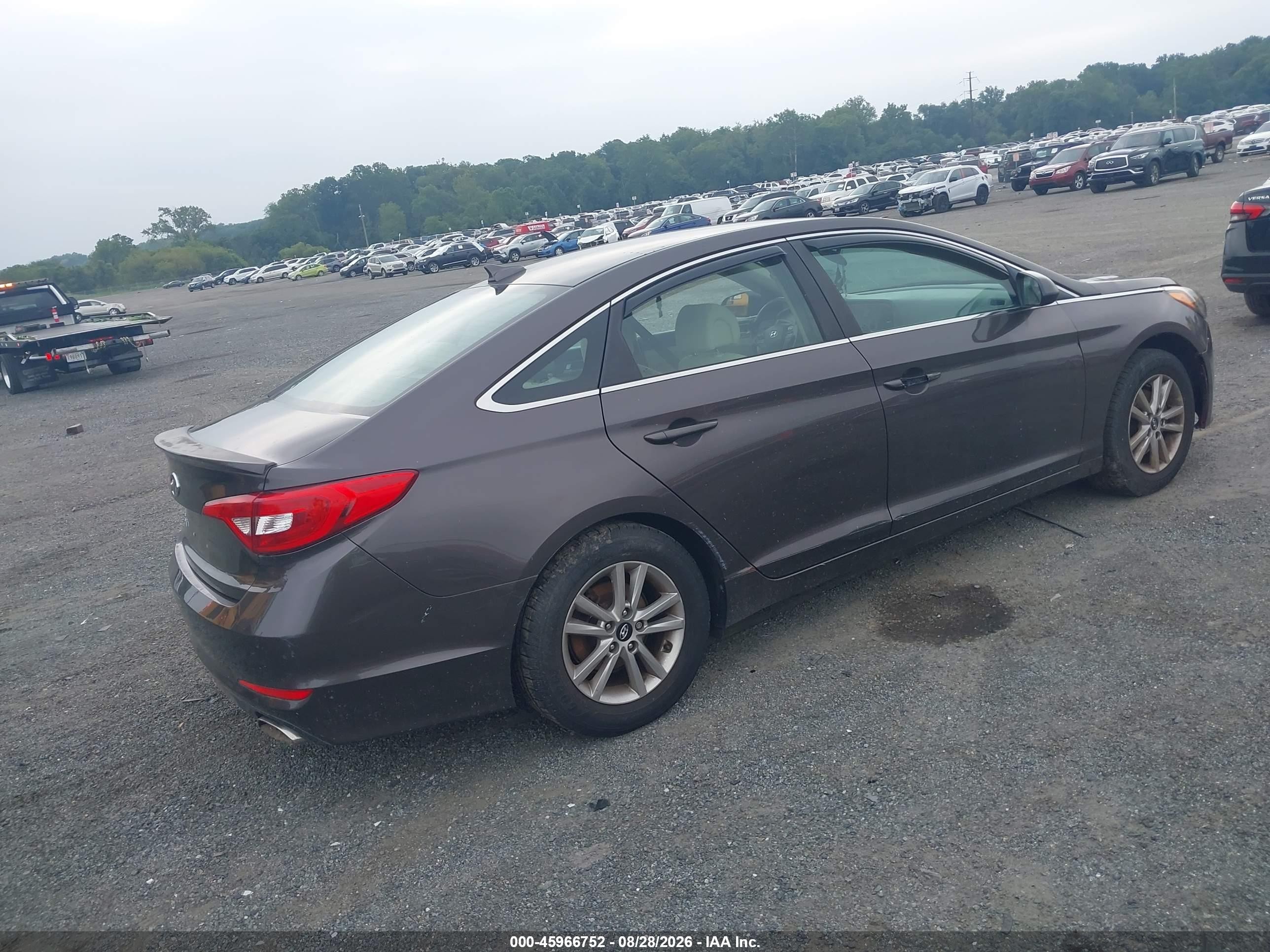 2015 Hyundai Sonata Se Brown vin: 5NPE24AF0FH027768