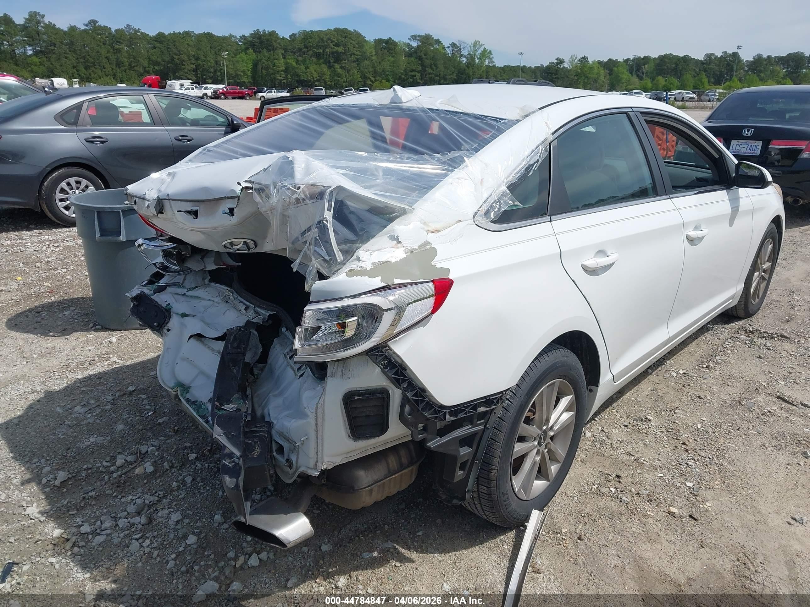 2015 Hyundai Sonata Se White vin: 5NPE24AF0FH063430