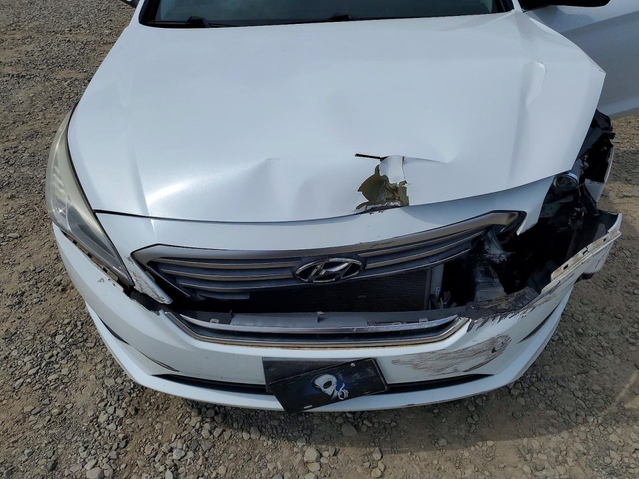 2015 Hyundai Sonata Se Белый vin: 5NPE24AF0FH068983