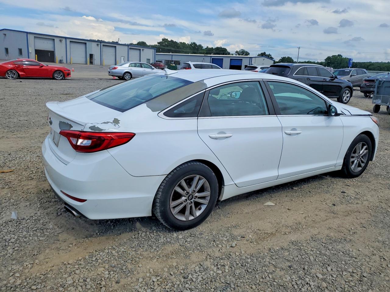 2015 Hyundai Sonata Se Белый vin: 5NPE24AF0FH068983