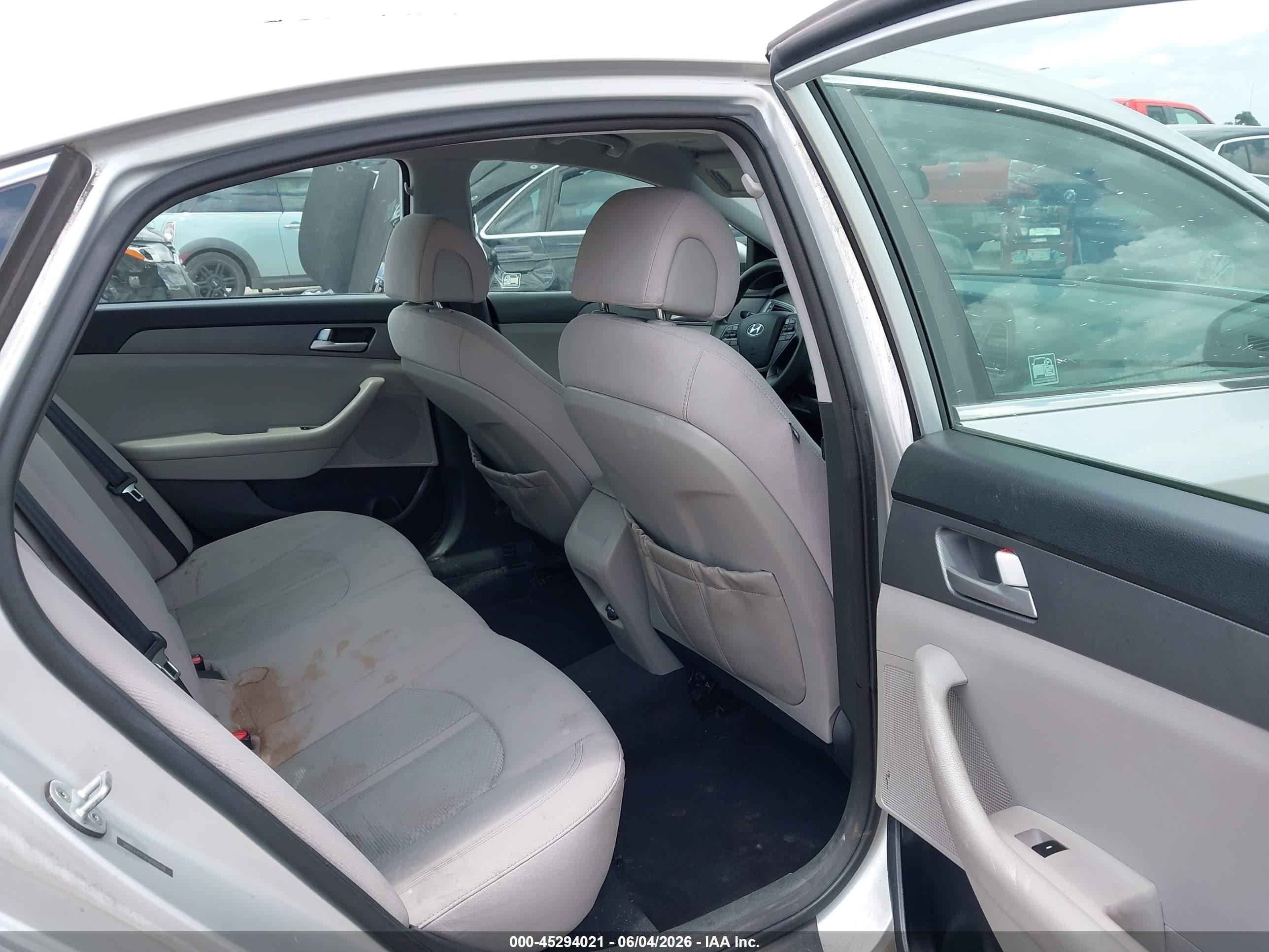2015 Hyundai Sonata Se Silver vin: 5NPE24AF0FH093379
