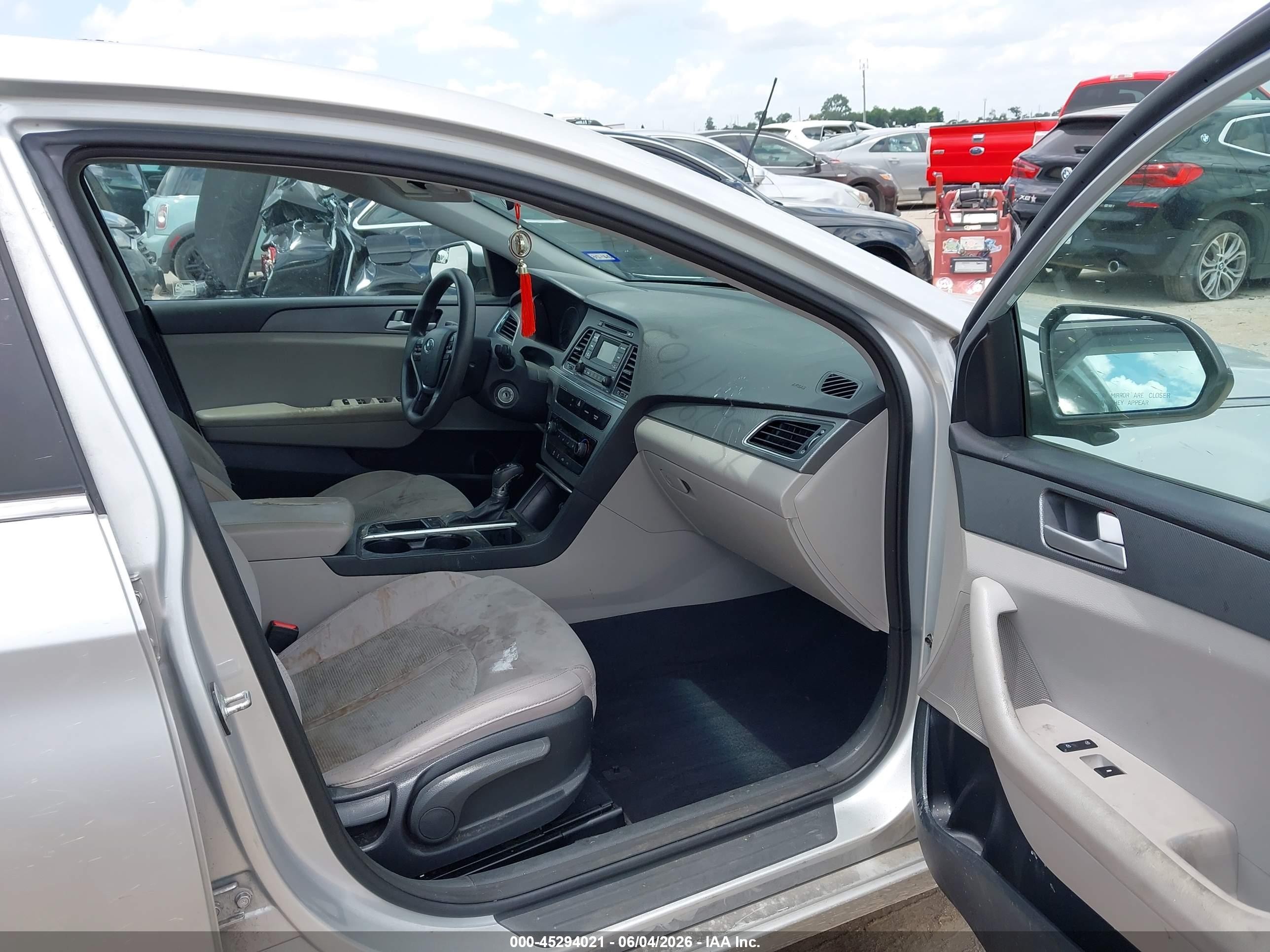 2015 Hyundai Sonata Se Silver vin: 5NPE24AF0FH093379
