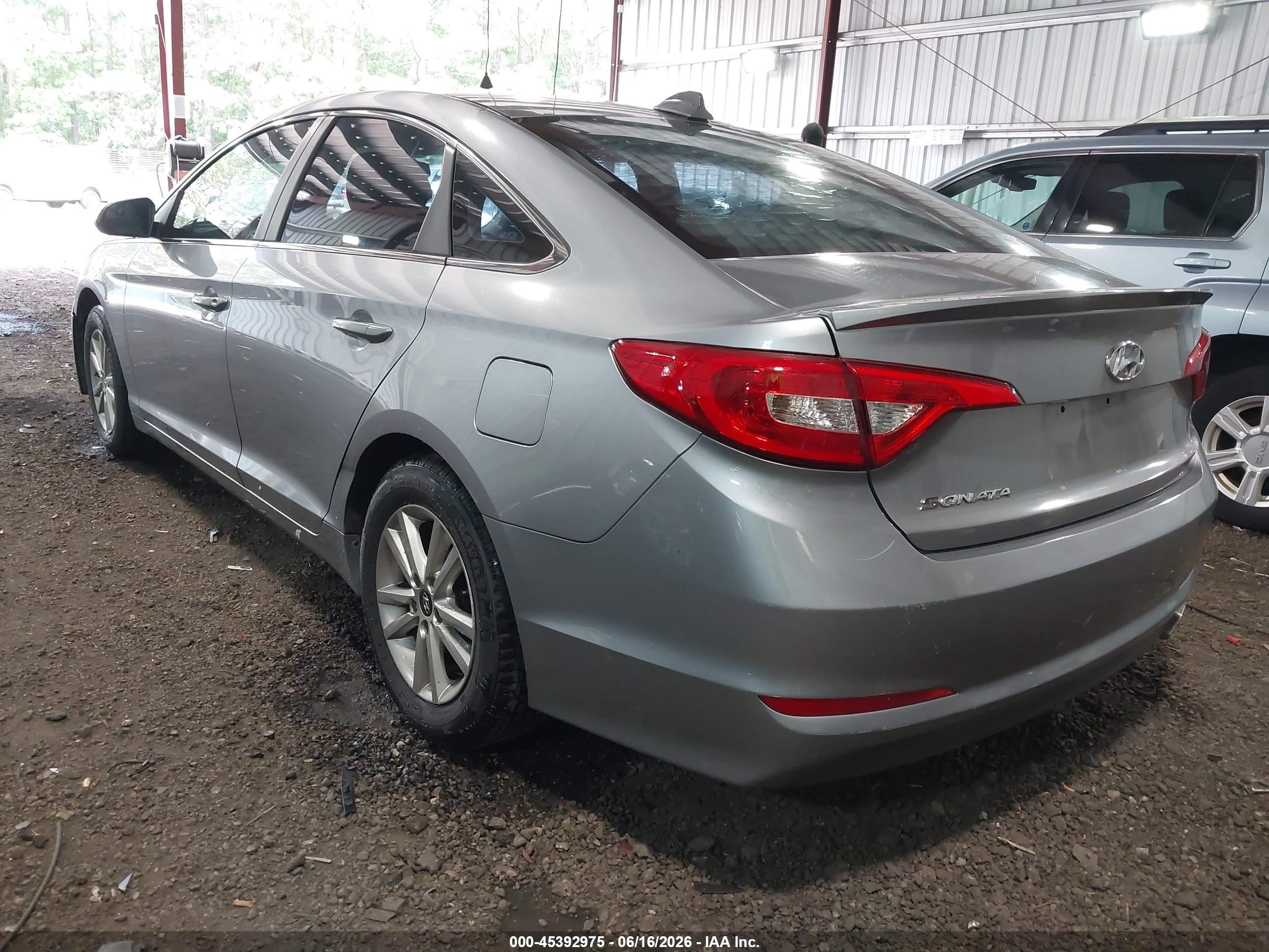 2015 Hyundai Sonata Se Light Blue vin: 5NPE24AF0FH187679