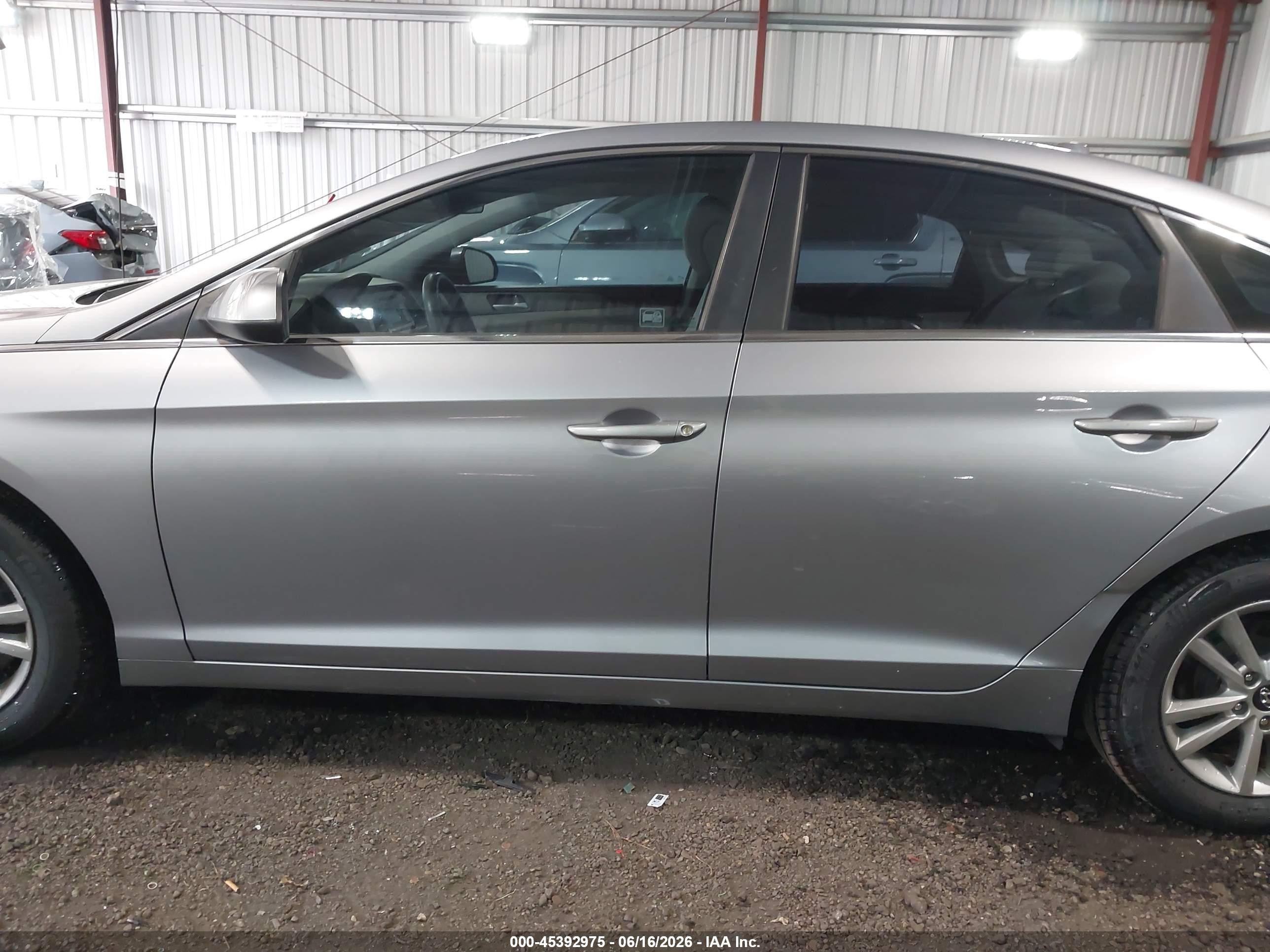 2015 Hyundai Sonata Se Light Blue vin: 5NPE24AF0FH187679