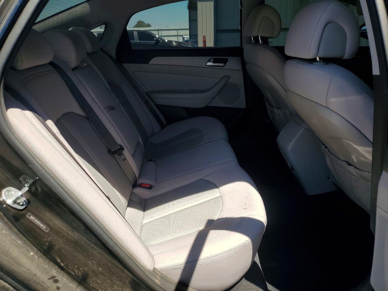 2015 Hyundai Sonata Se Black vin: 5NPE24AF0FH189724