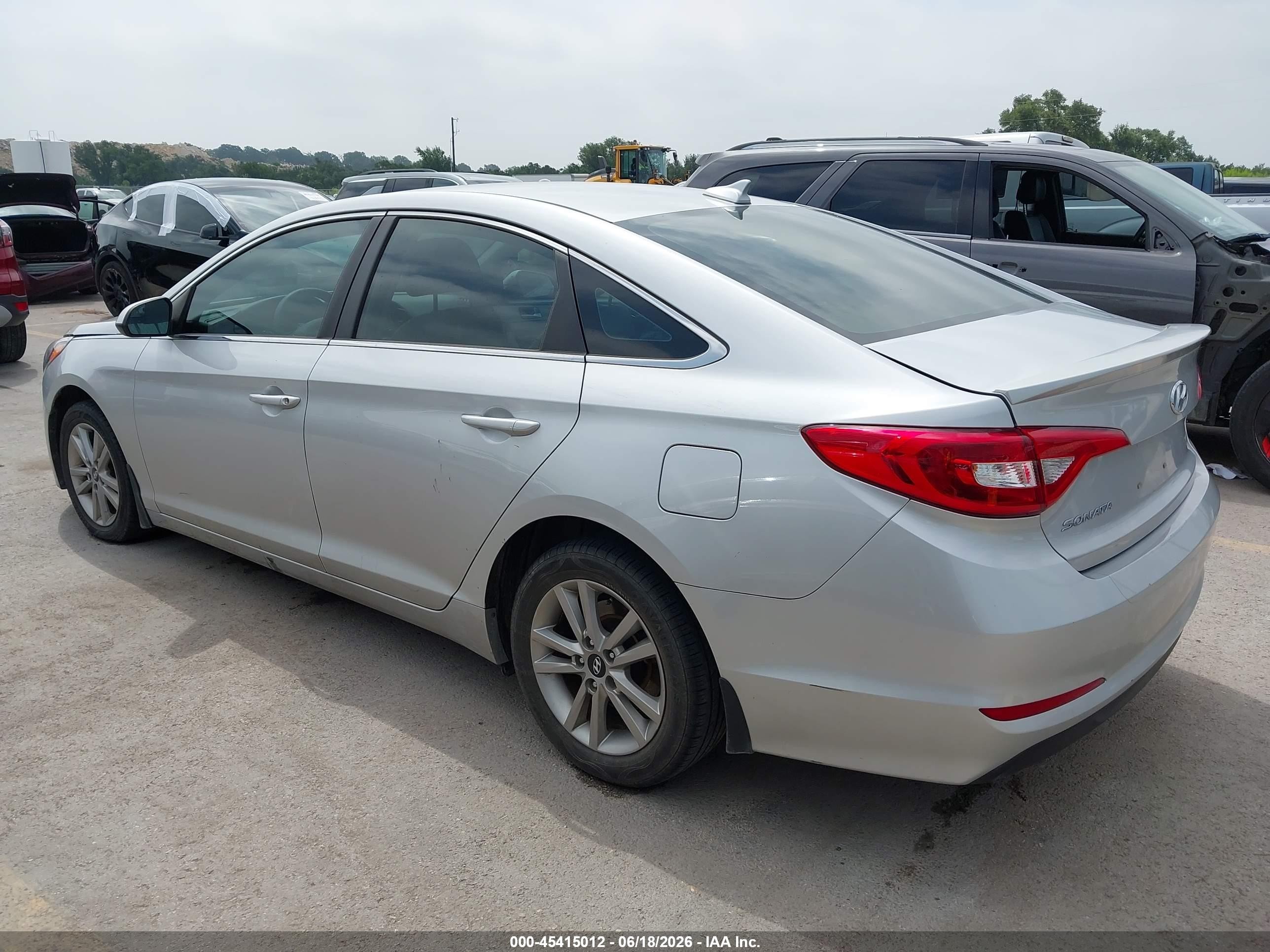 2015 Hyundai Sonata Se Silver vin: 5NPE24AF0FH200589