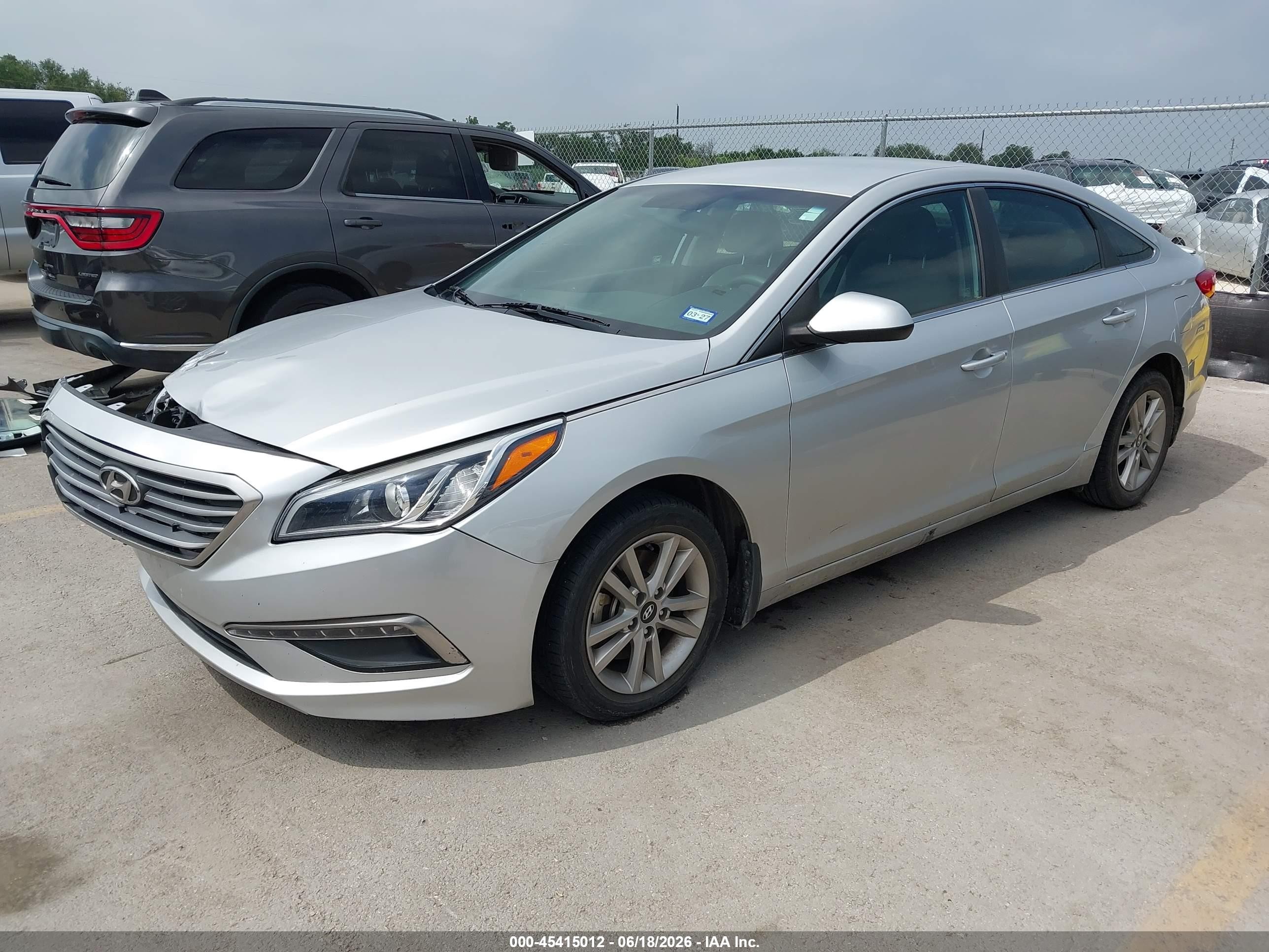 2015 Hyundai Sonata Se Silver vin: 5NPE24AF0FH200589