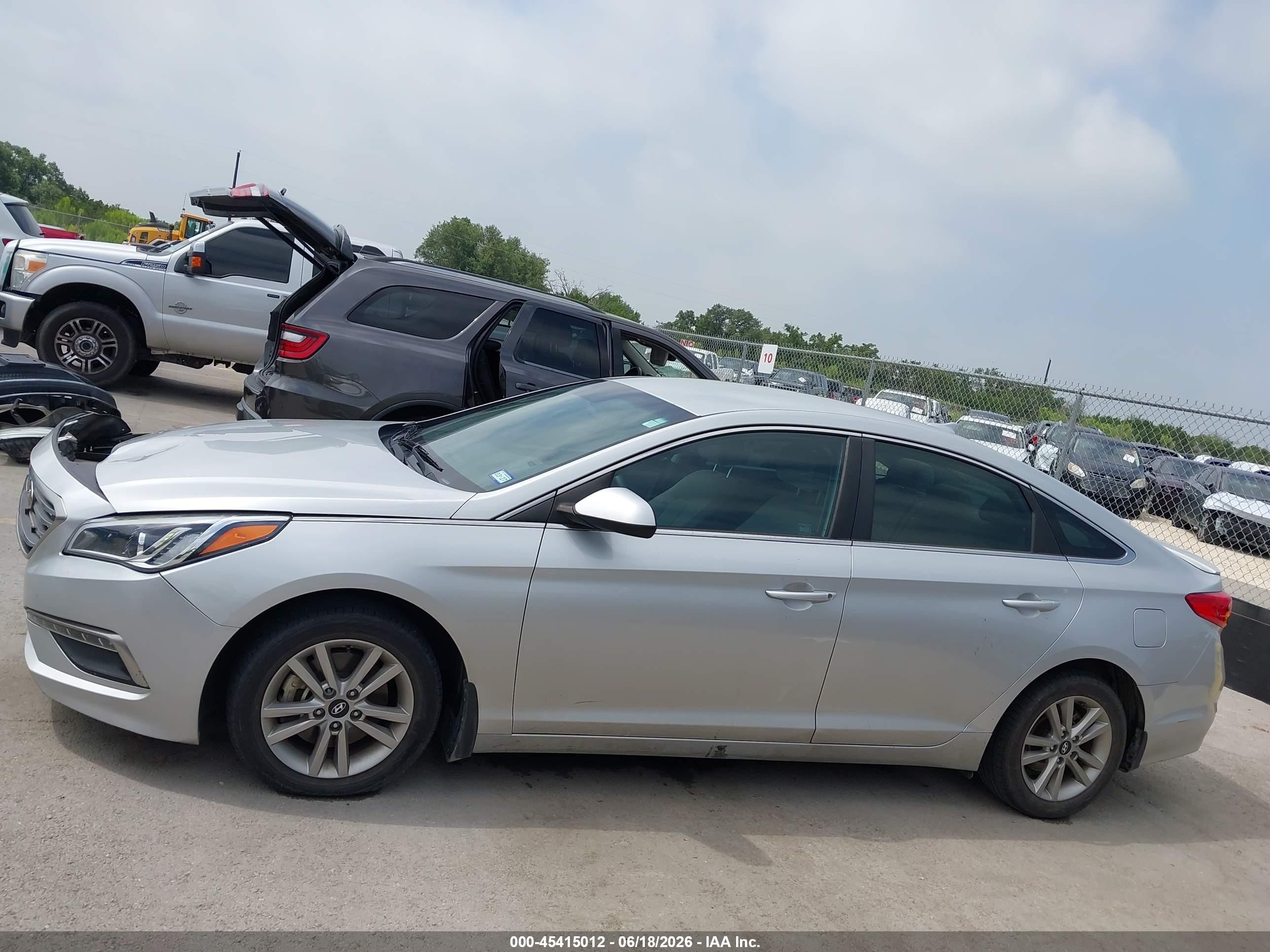 2015 Hyundai Sonata Se Silver vin: 5NPE24AF0FH200589
