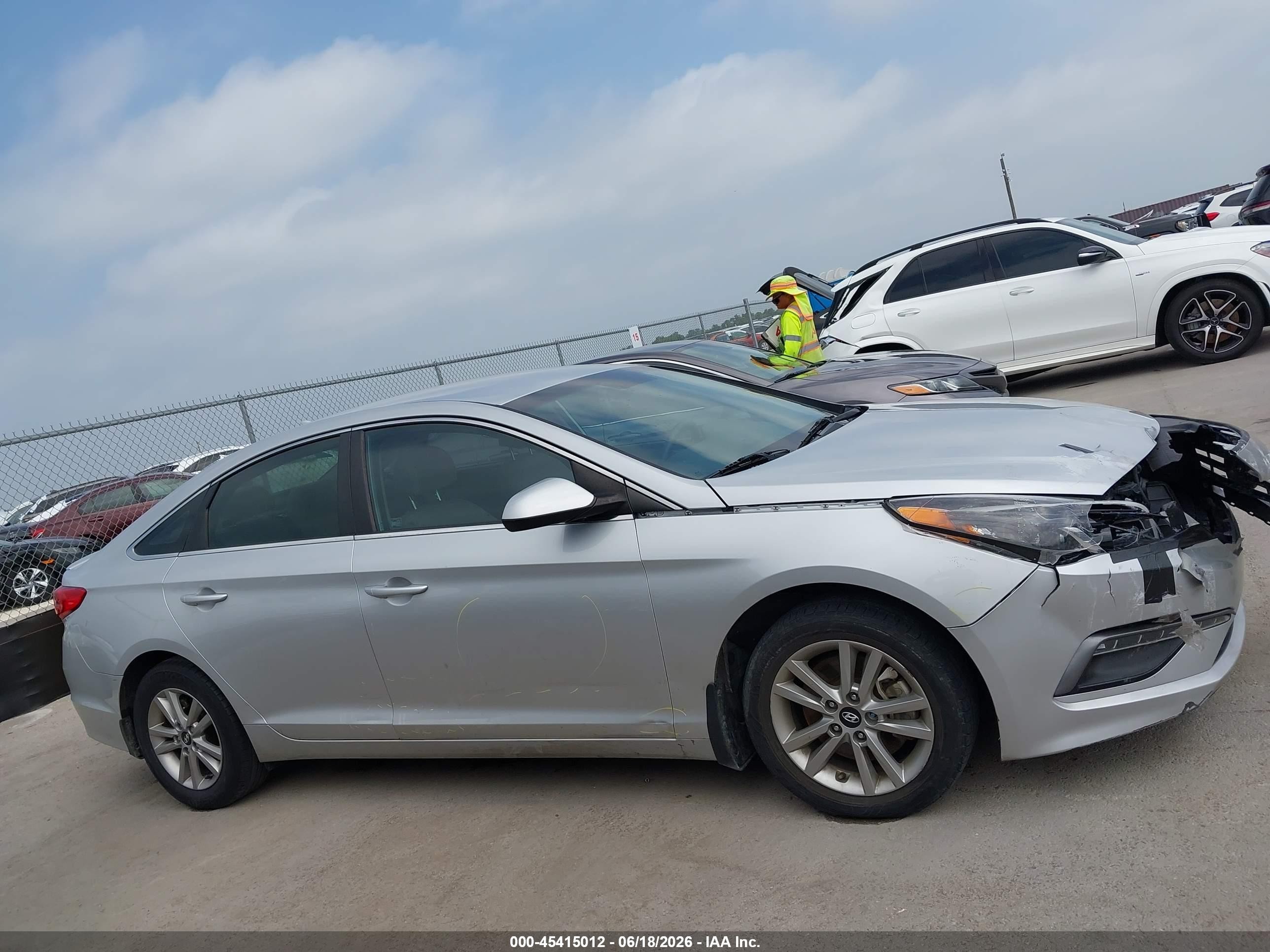 2015 Hyundai Sonata Se Silver vin: 5NPE24AF0FH200589