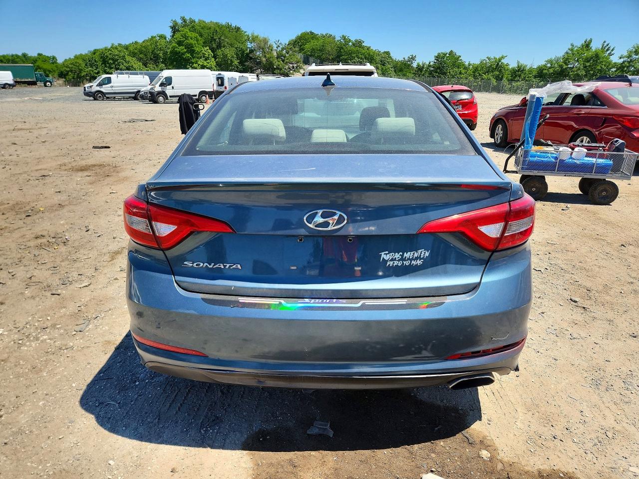 2015 Hyundai Sonata Se Синий vin: 5NPE24AF0FH200933