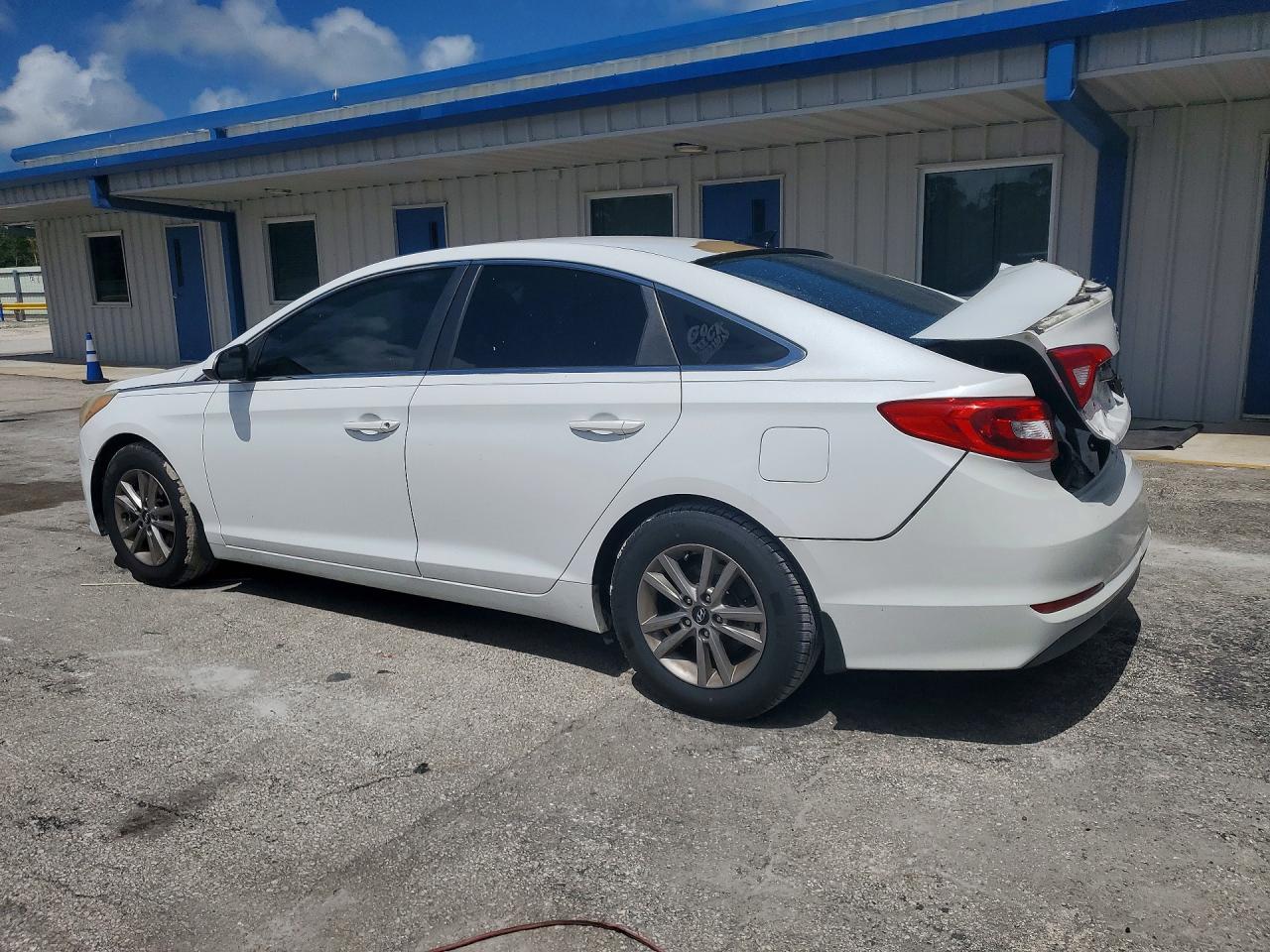 2015 Hyundai Sonata Se White vin: 5NPE24AF0FH202147