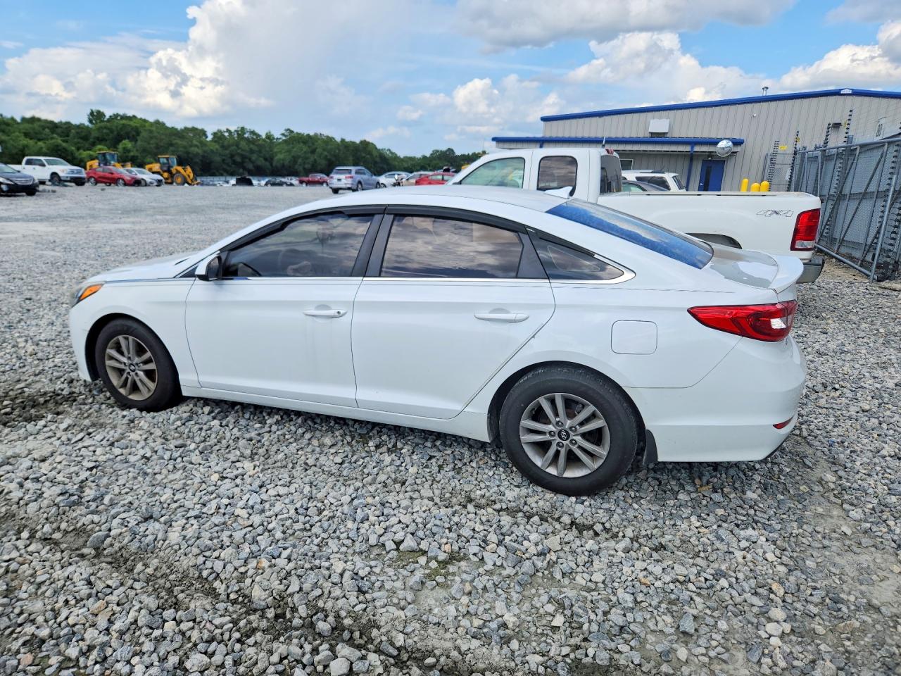 2015 Hyundai Sonata Se White vin: 5NPE24AF0FH202360