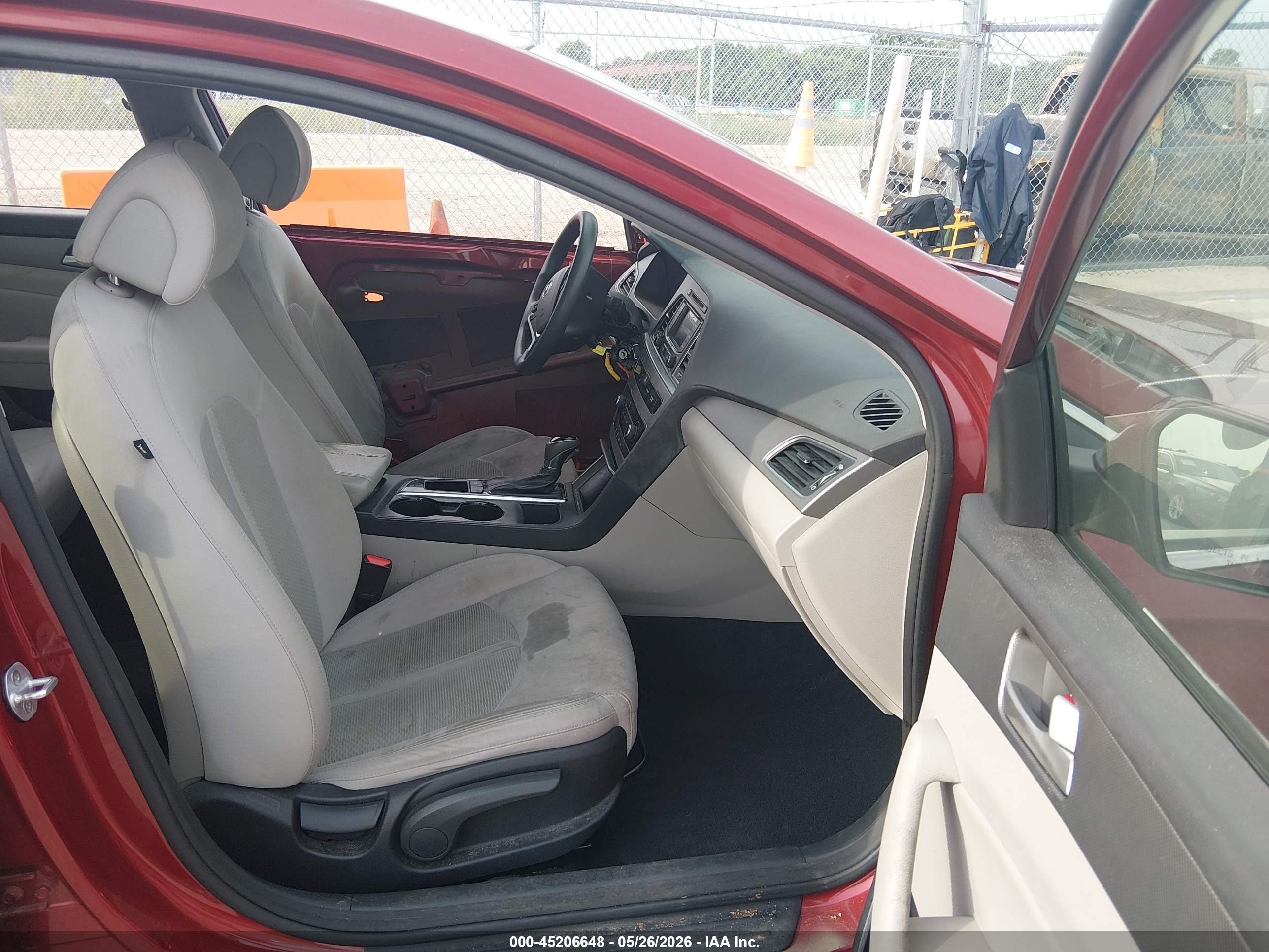 2015 Hyundai Sonata Se Red vin: 5NPE24AF0FH203444