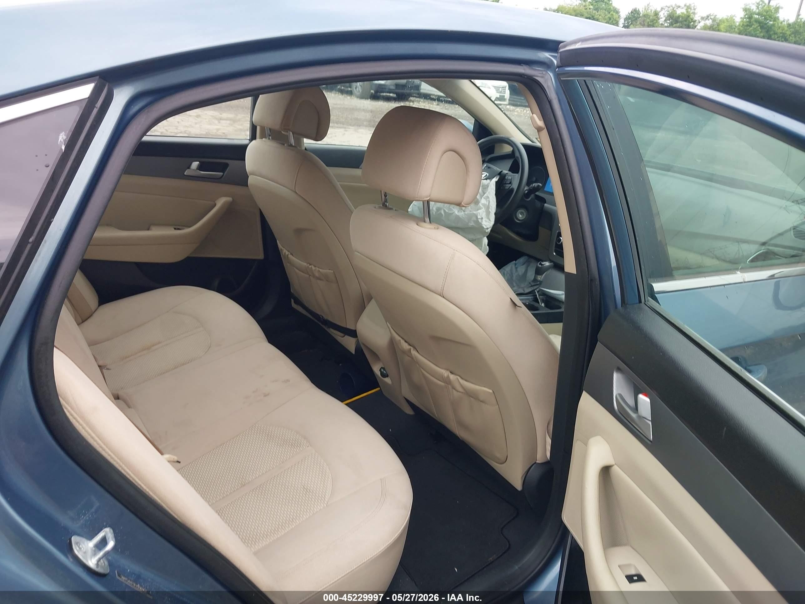 2015 Hyundai Sonata Se Light Blue vin: 5NPE24AF0FH206957