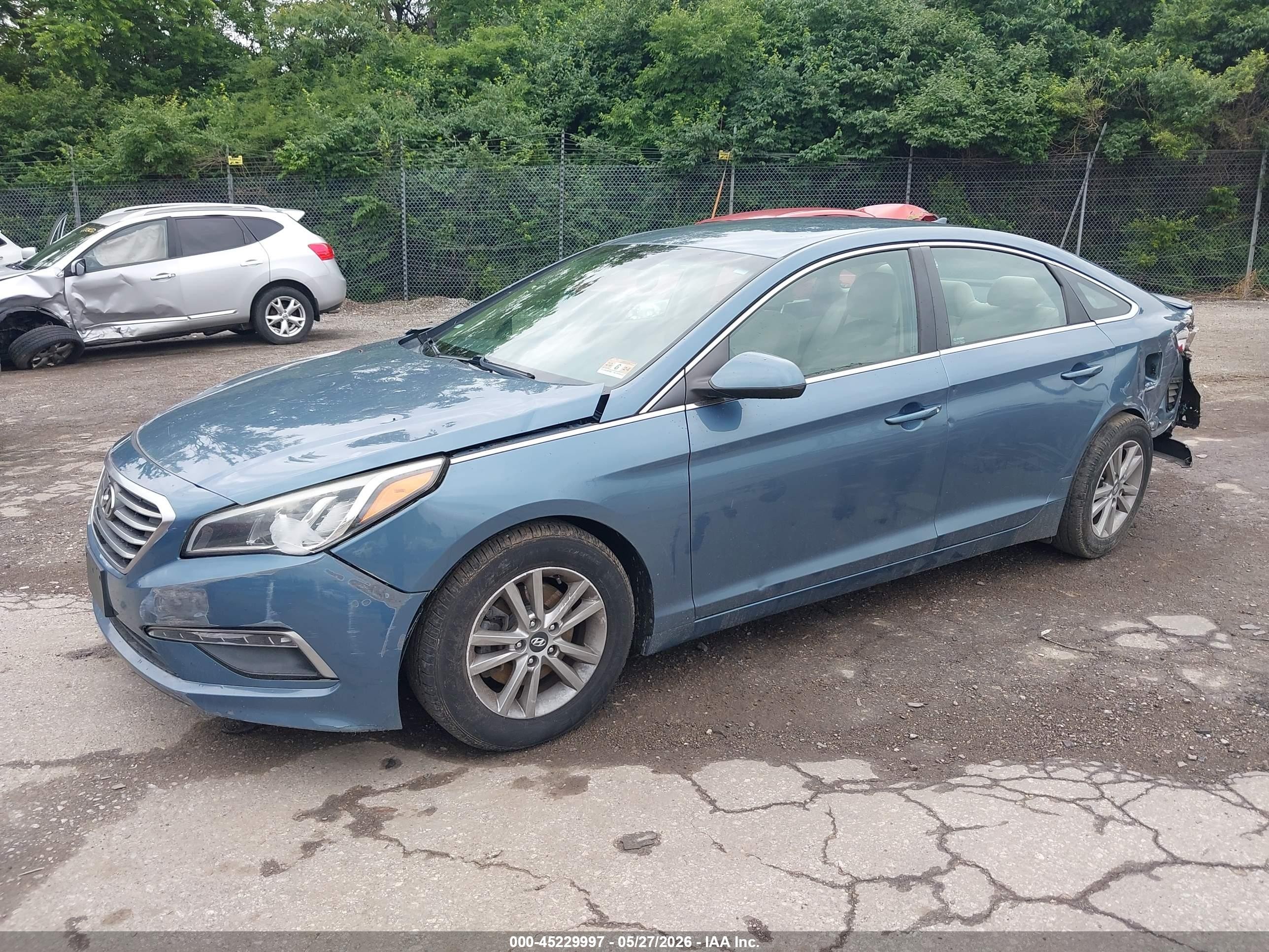 2015 Hyundai Sonata Se Light Blue vin: 5NPE24AF0FH206957