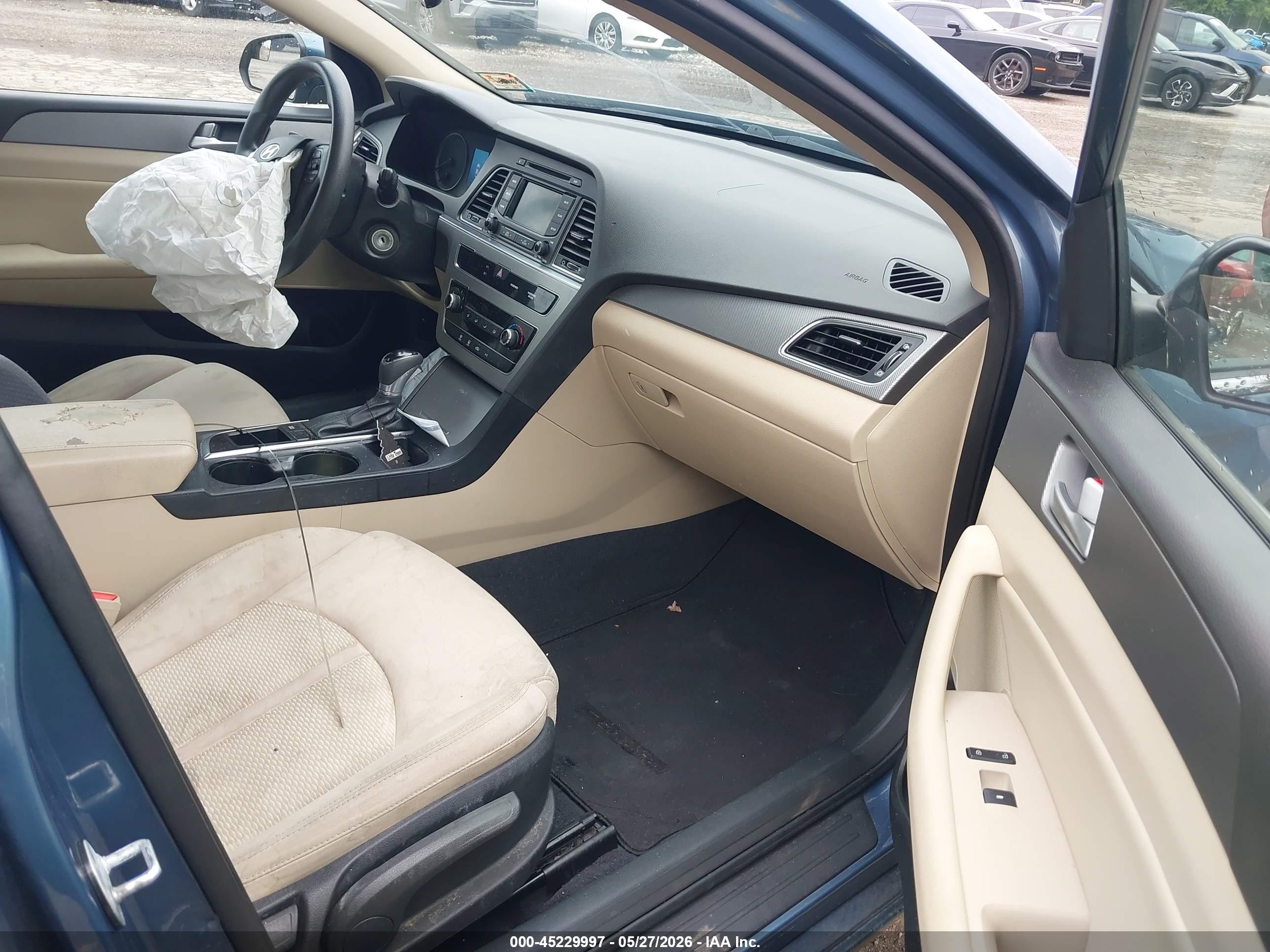 2015 Hyundai Sonata Se Light Blue vin: 5NPE24AF0FH206957