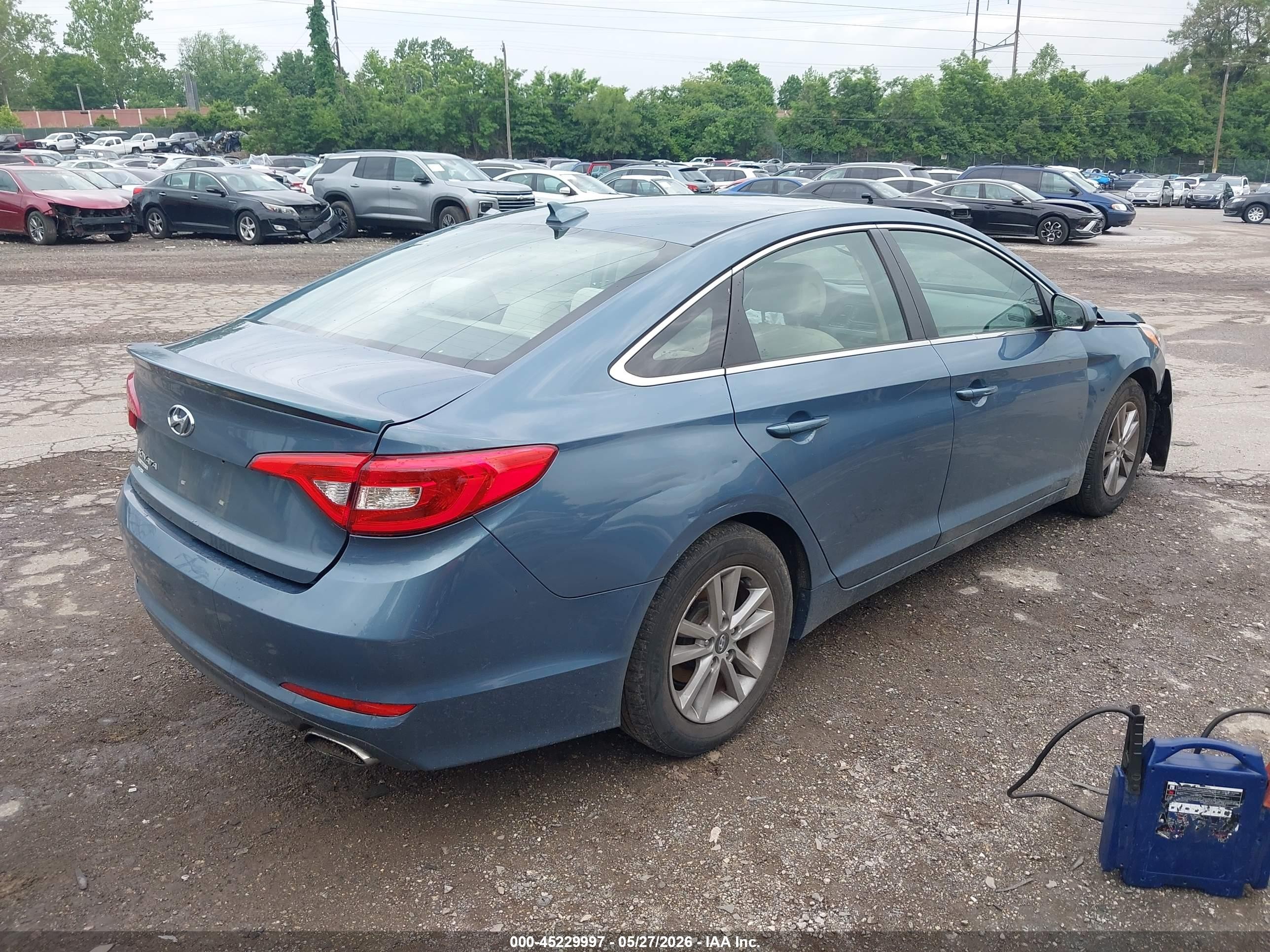 2015 Hyundai Sonata Se Light Blue vin: 5NPE24AF0FH206957