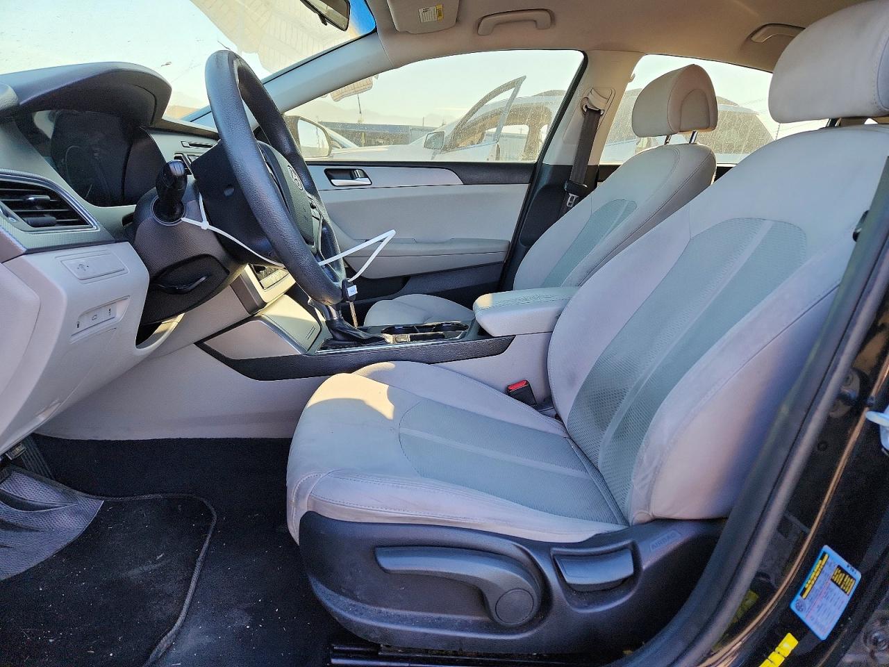 2015 Hyundai Sonata Se Black vin: 5NPE24AF0FH210409