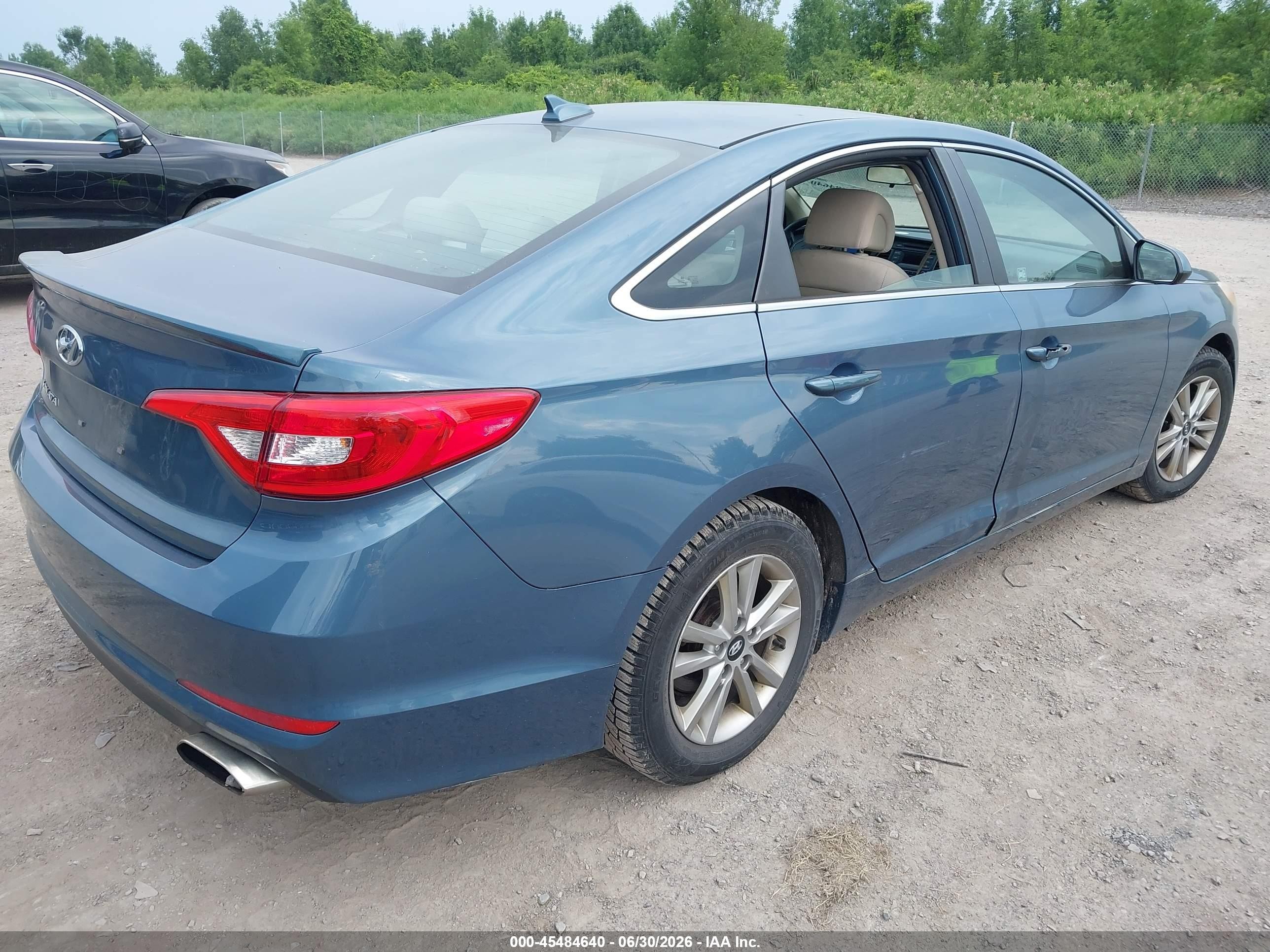 2015 Hyundai Sonata Se Blue vin: 5NPE24AF0FH210944