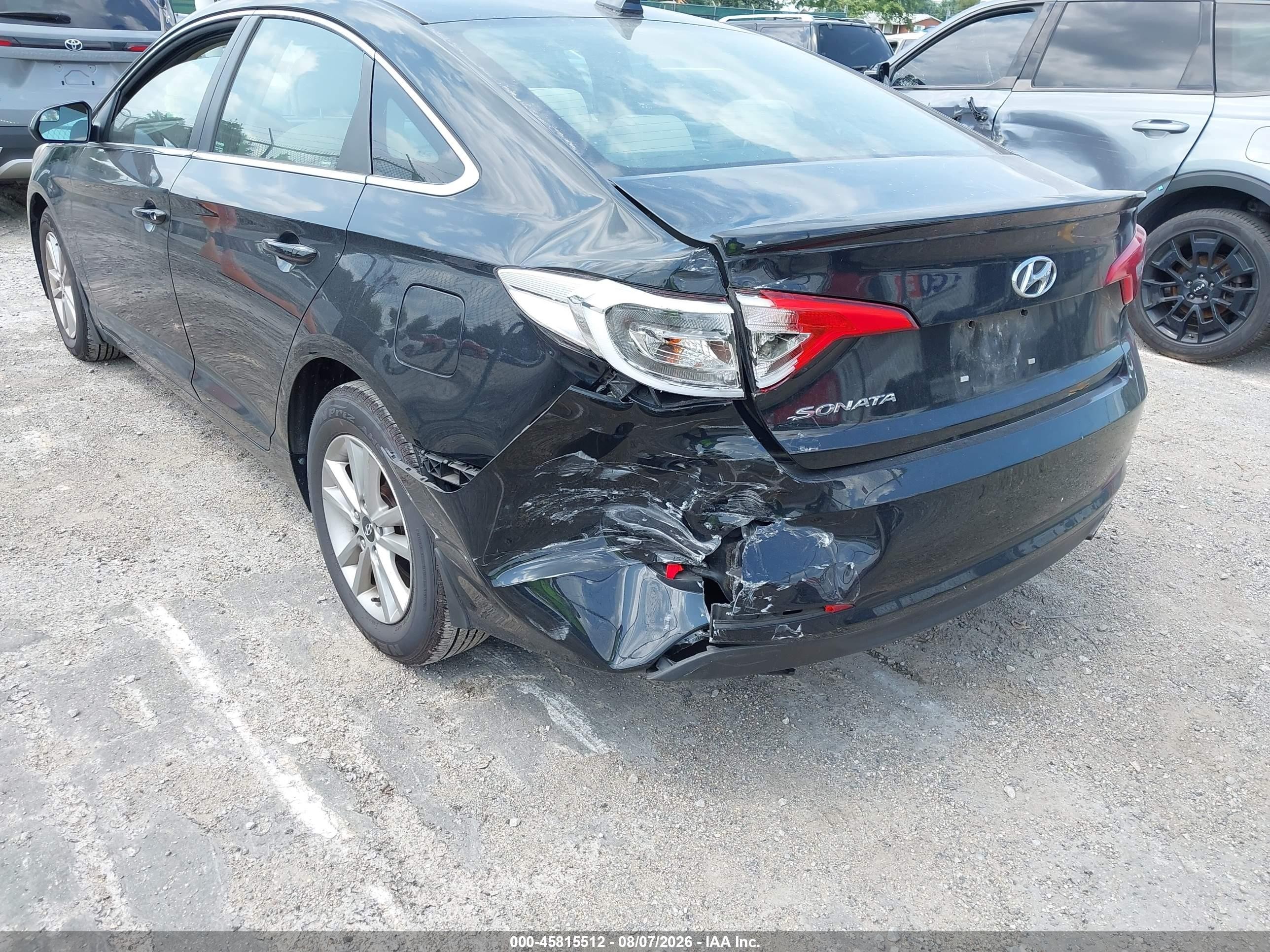 2015 Hyundai Sonata Se Black vin: 5NPE24AF0FH222320
