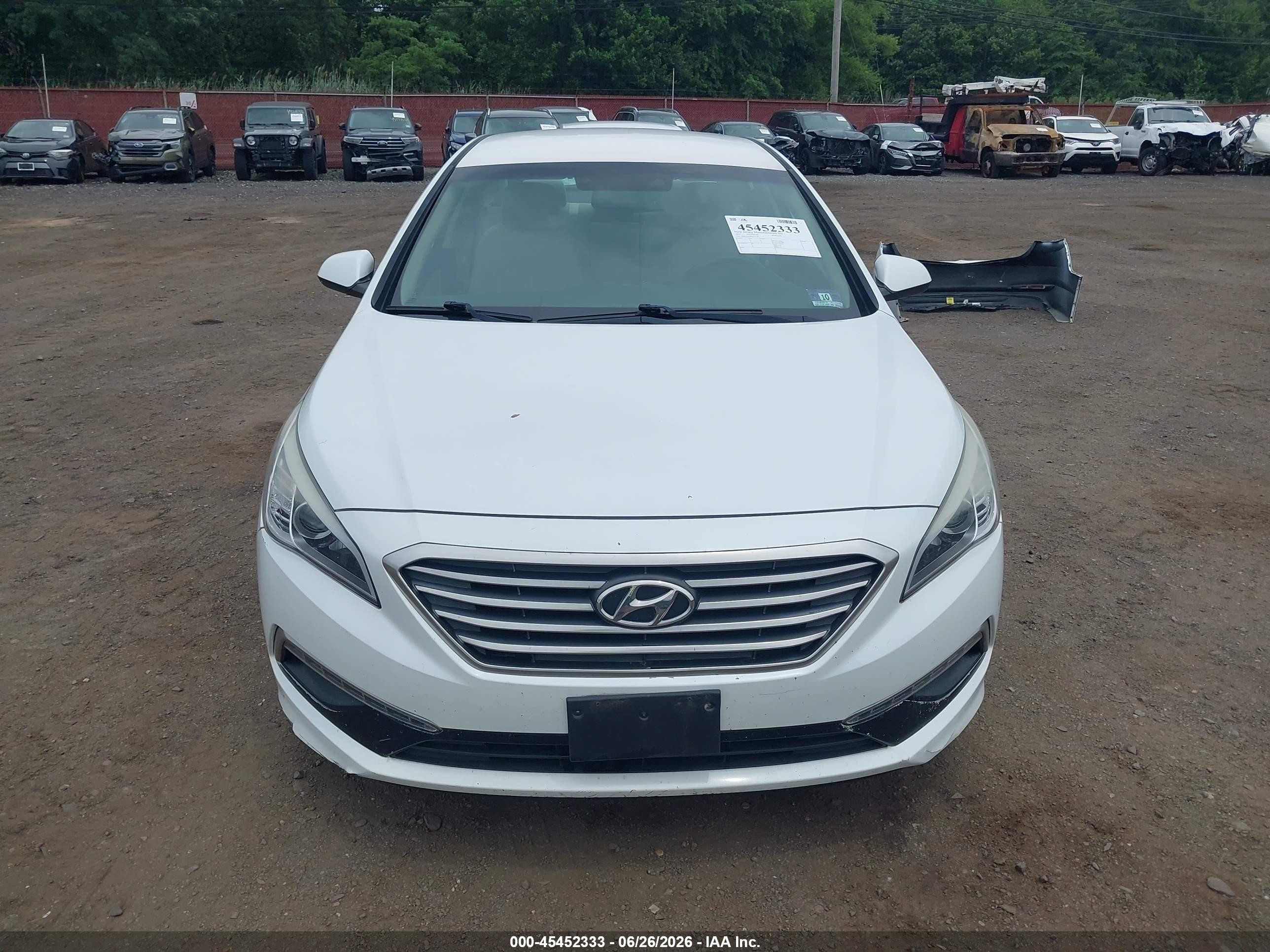 2015 Hyundai Sonata Se White vin: 5NPE24AF0FH231258